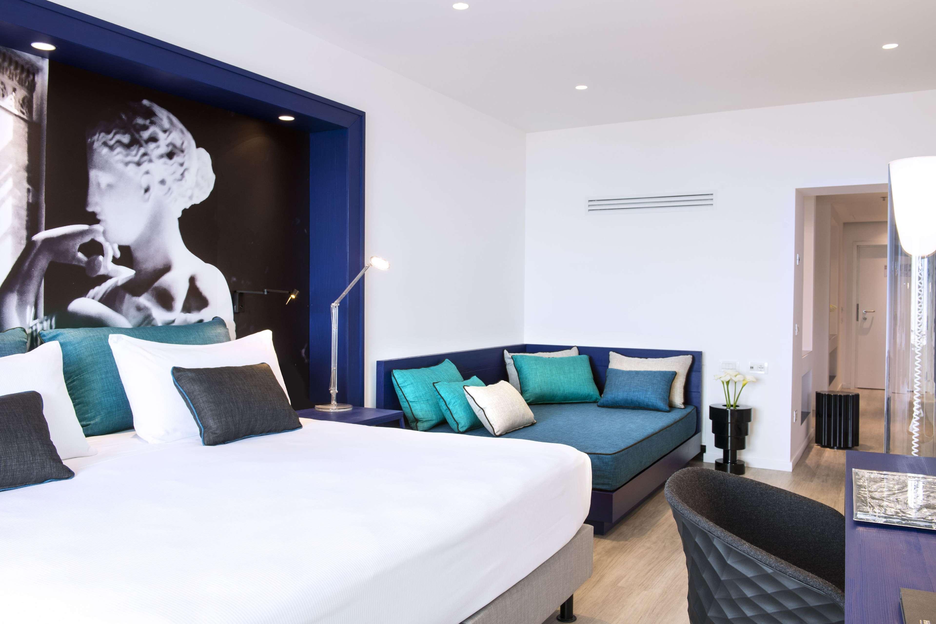 Hotel Hilton Palace 4*