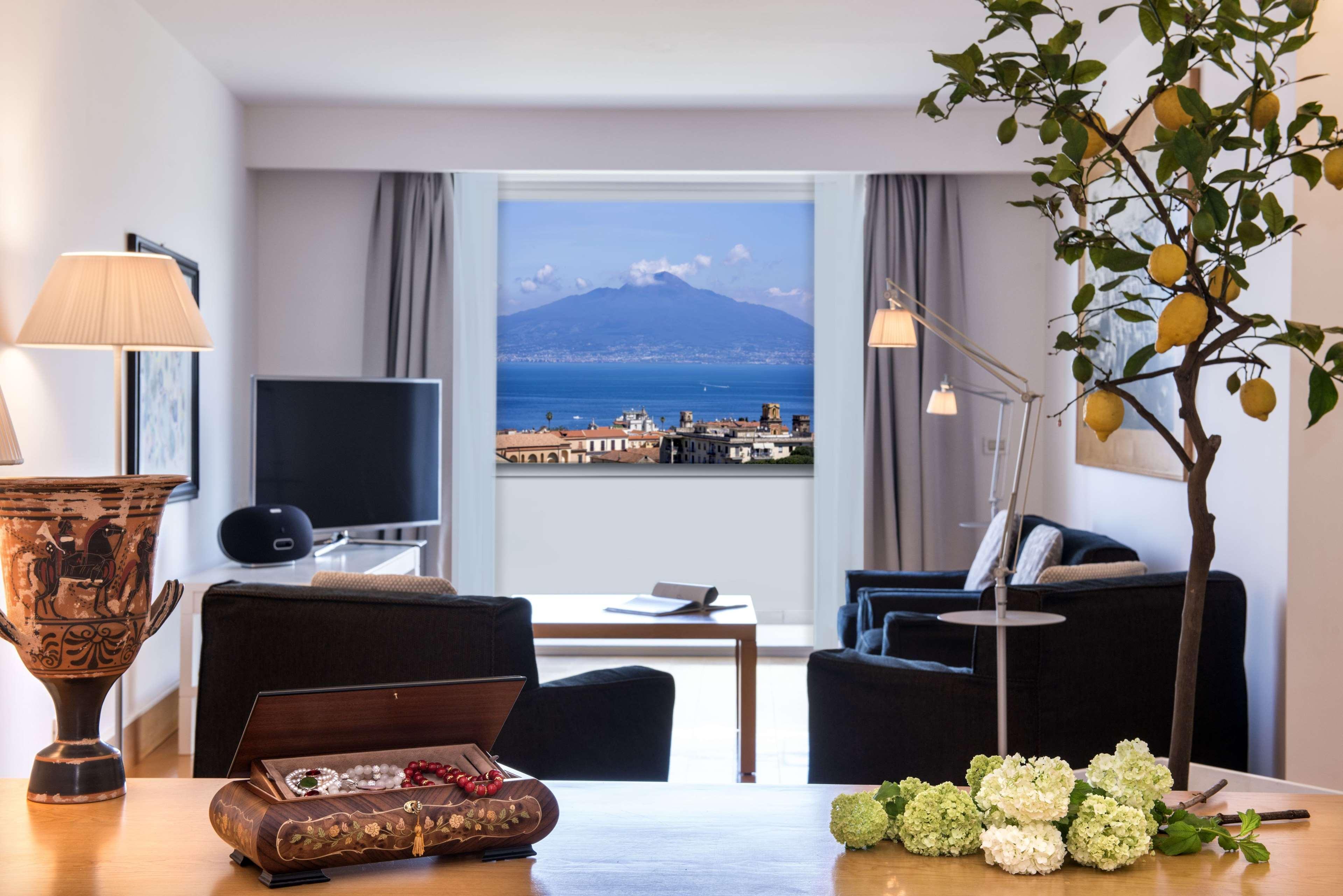 Hilton Palace 4*