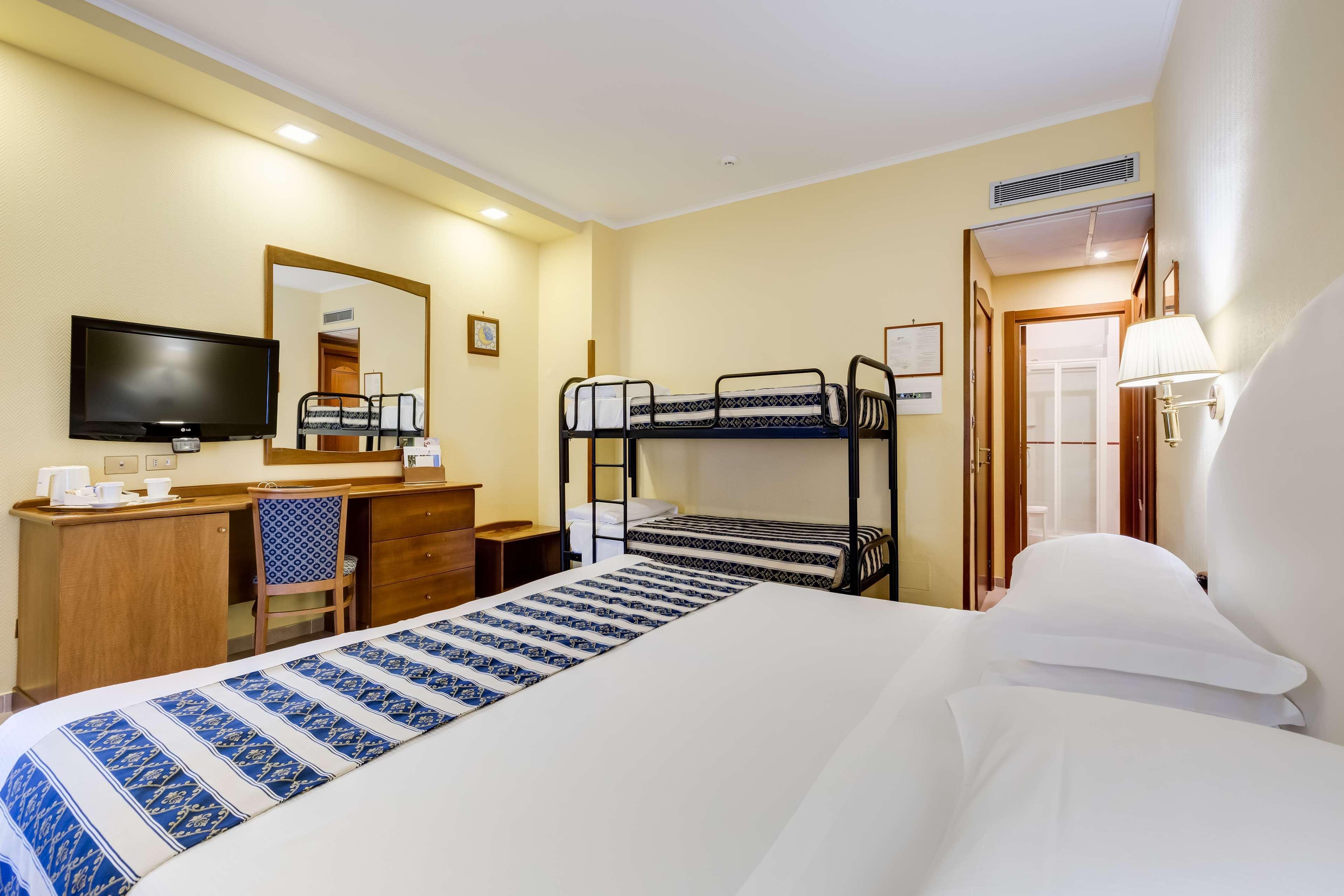 Western La Solara 4*