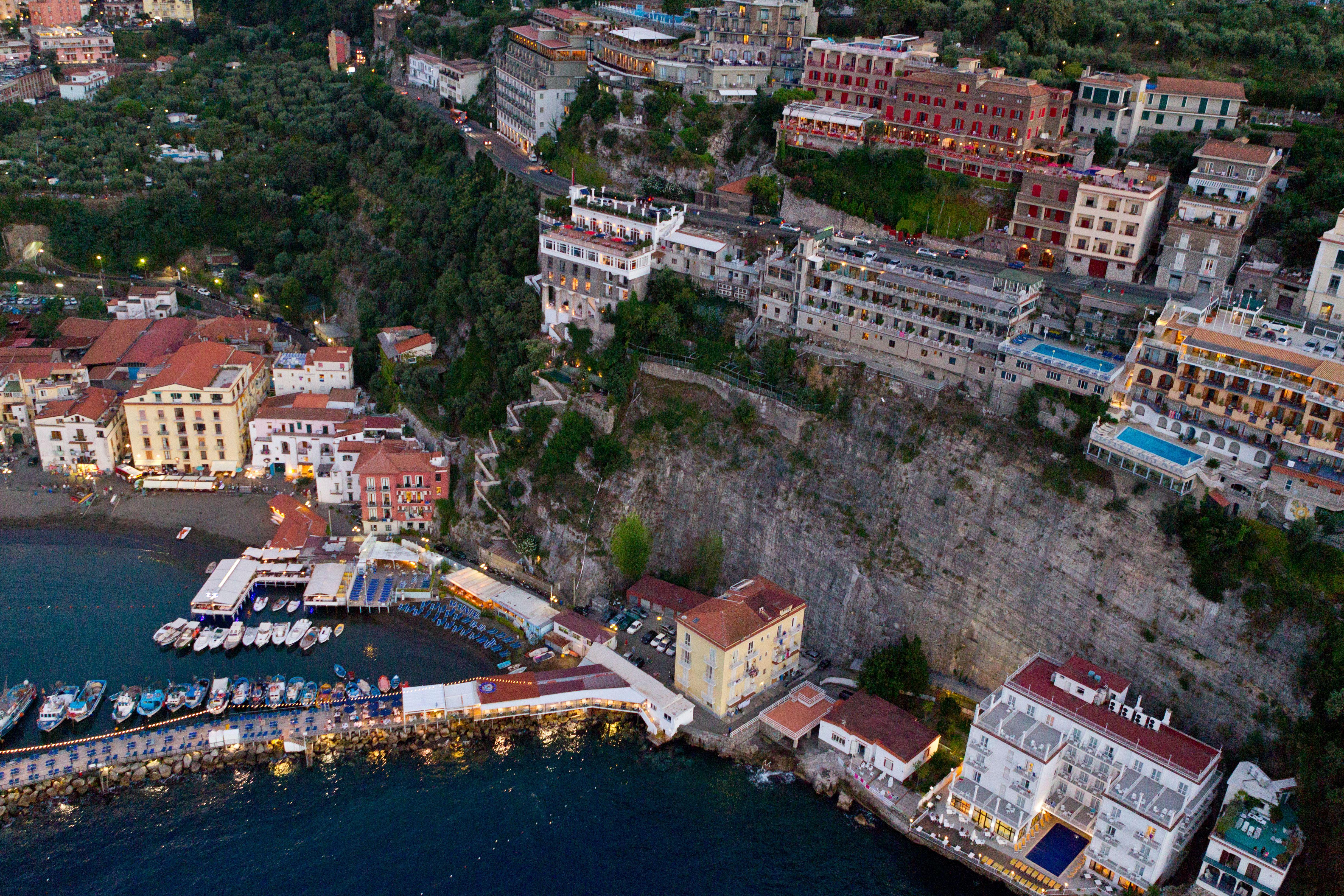 Admiral Hotel