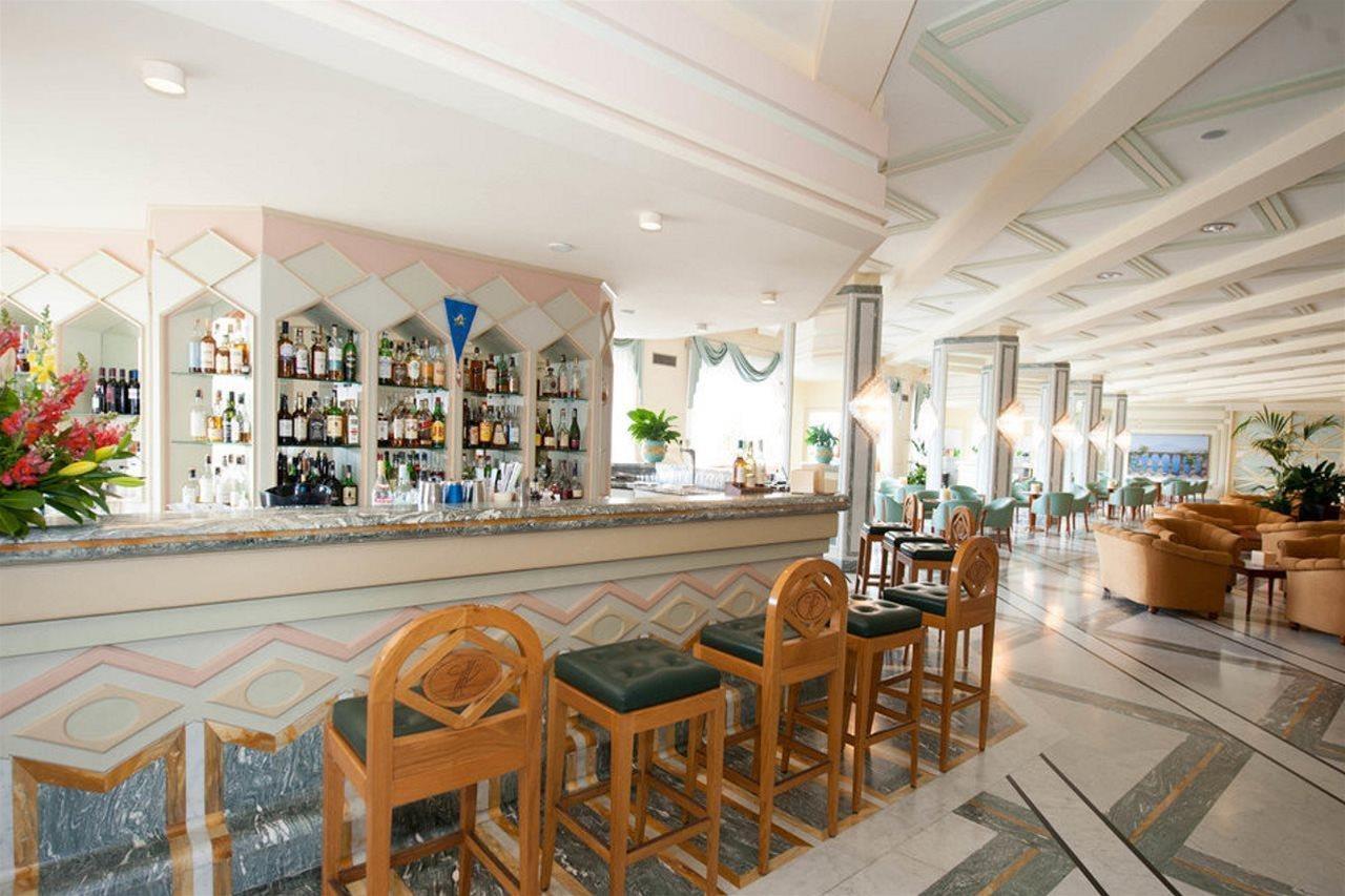 Hotel Grand Vesuvio