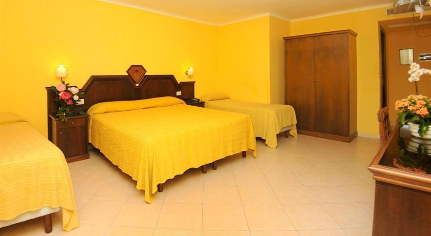Ascot Hotel Sorrento