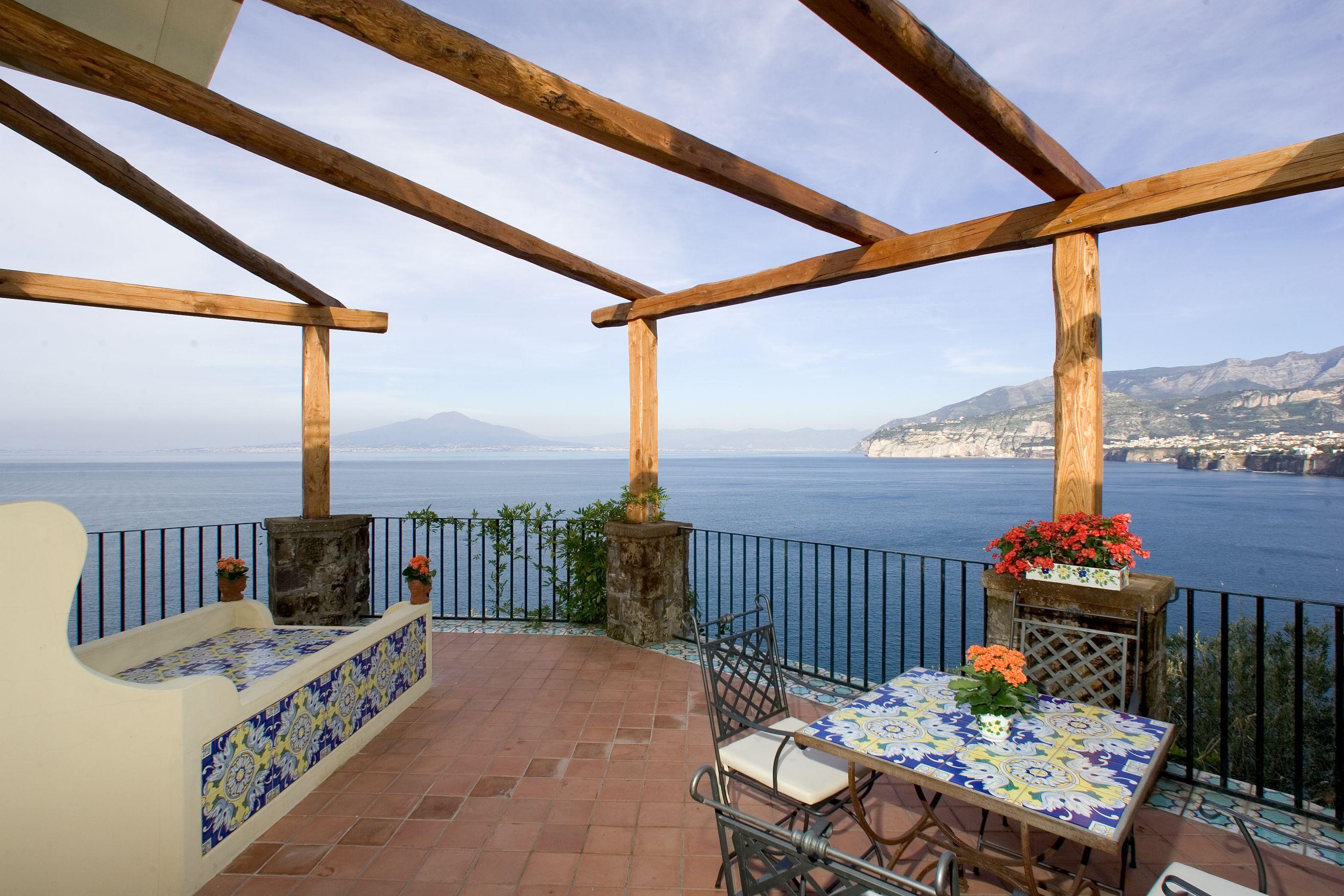 Hotel La Tonnarella 4*