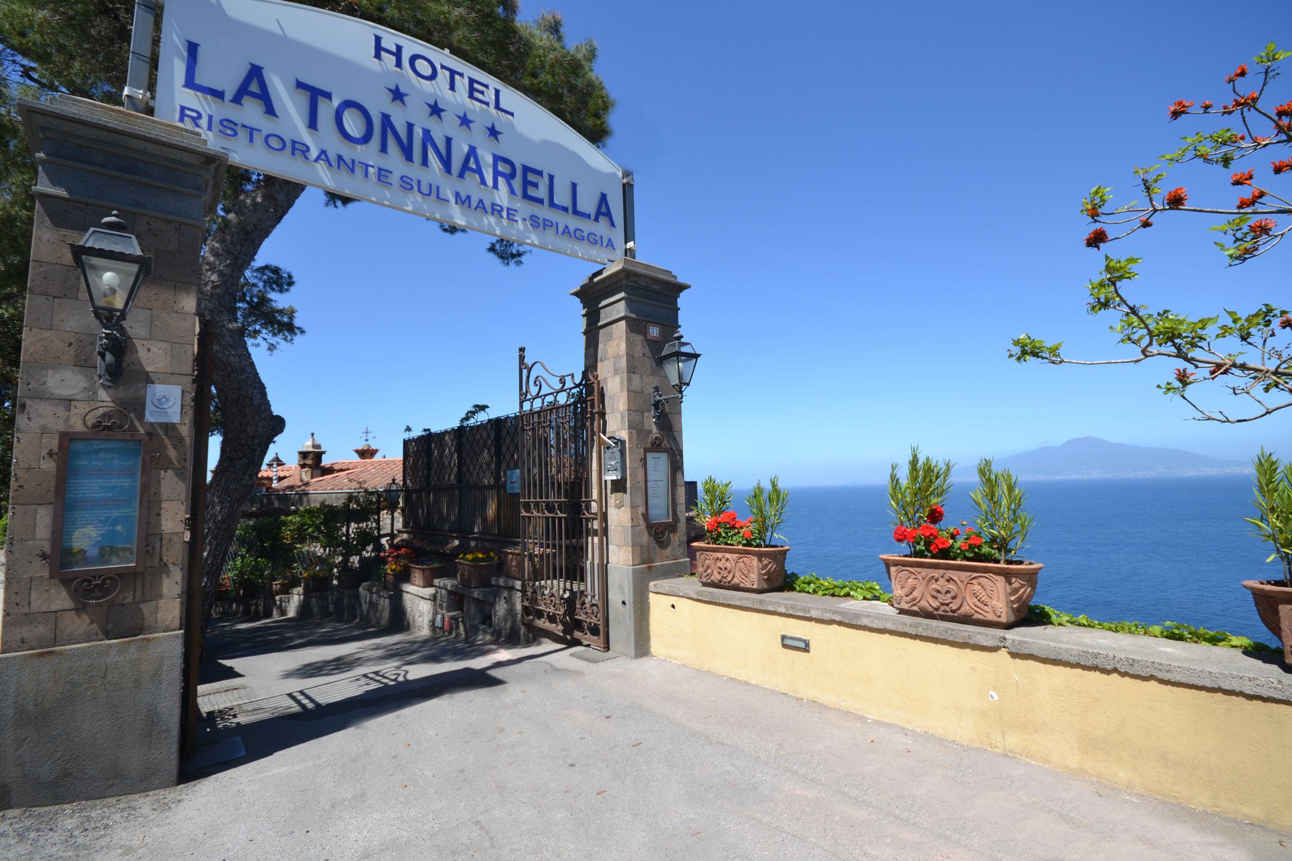La Tonnarella Hotel 4*