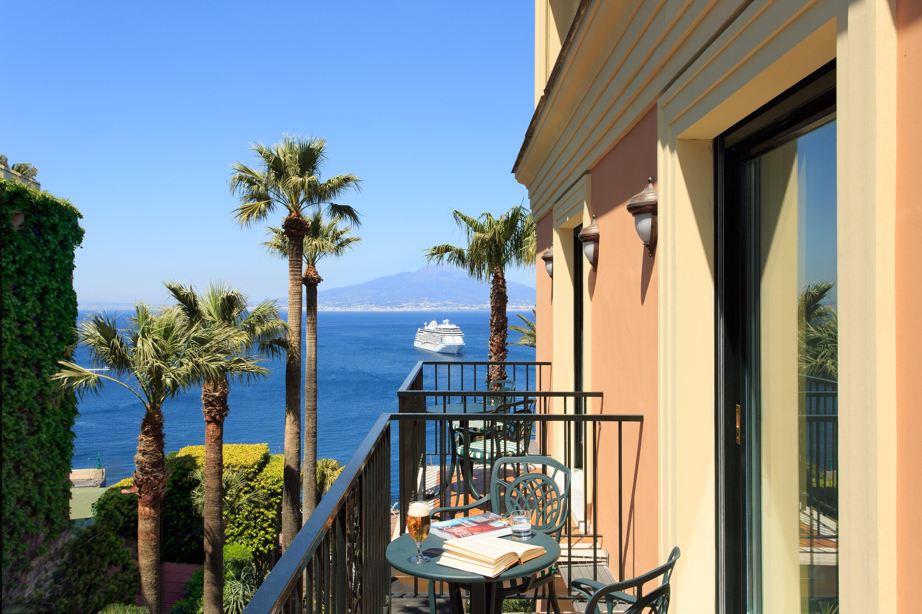 Hotel Grand Royal