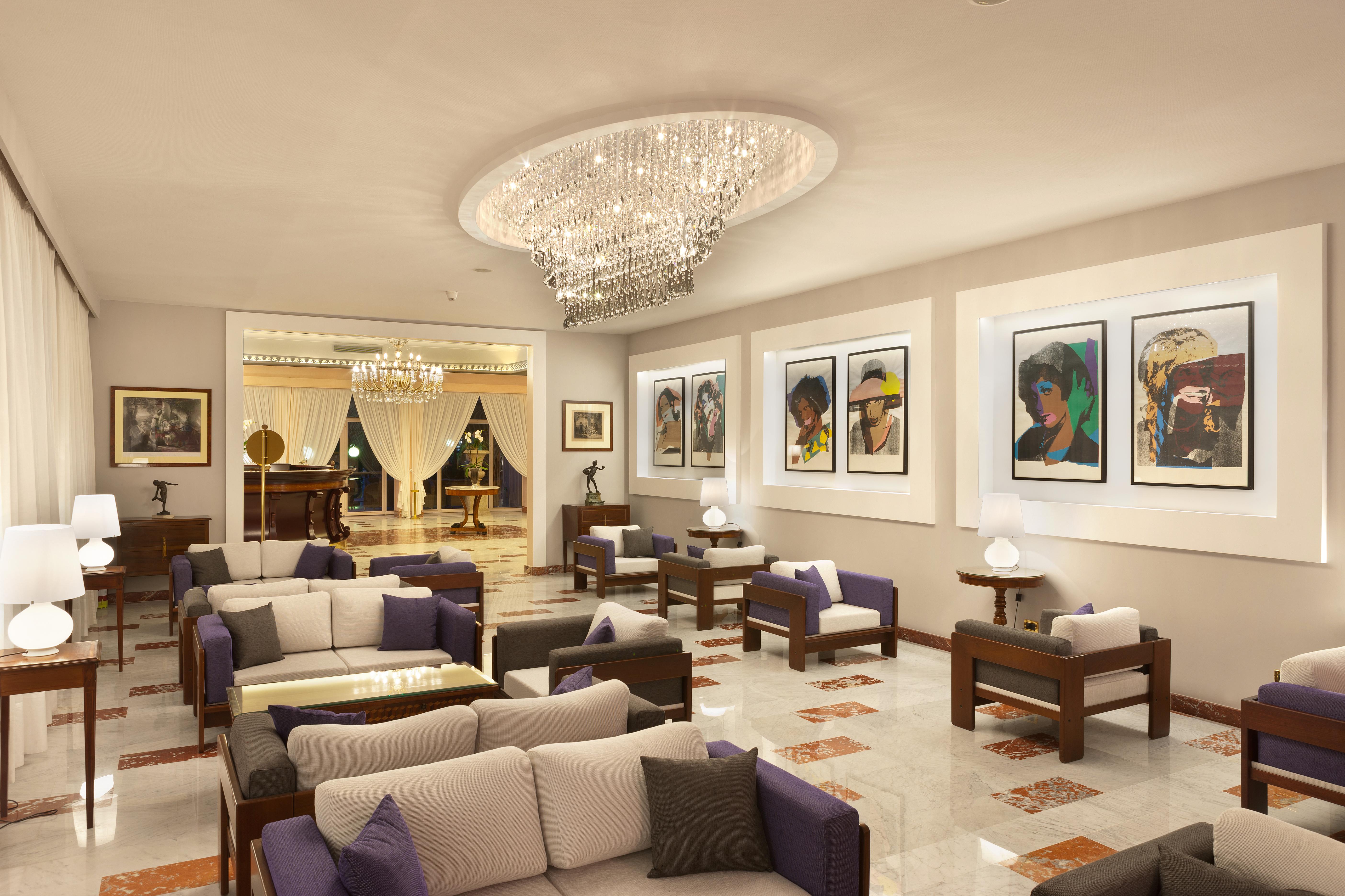 Continental Hotel 4*