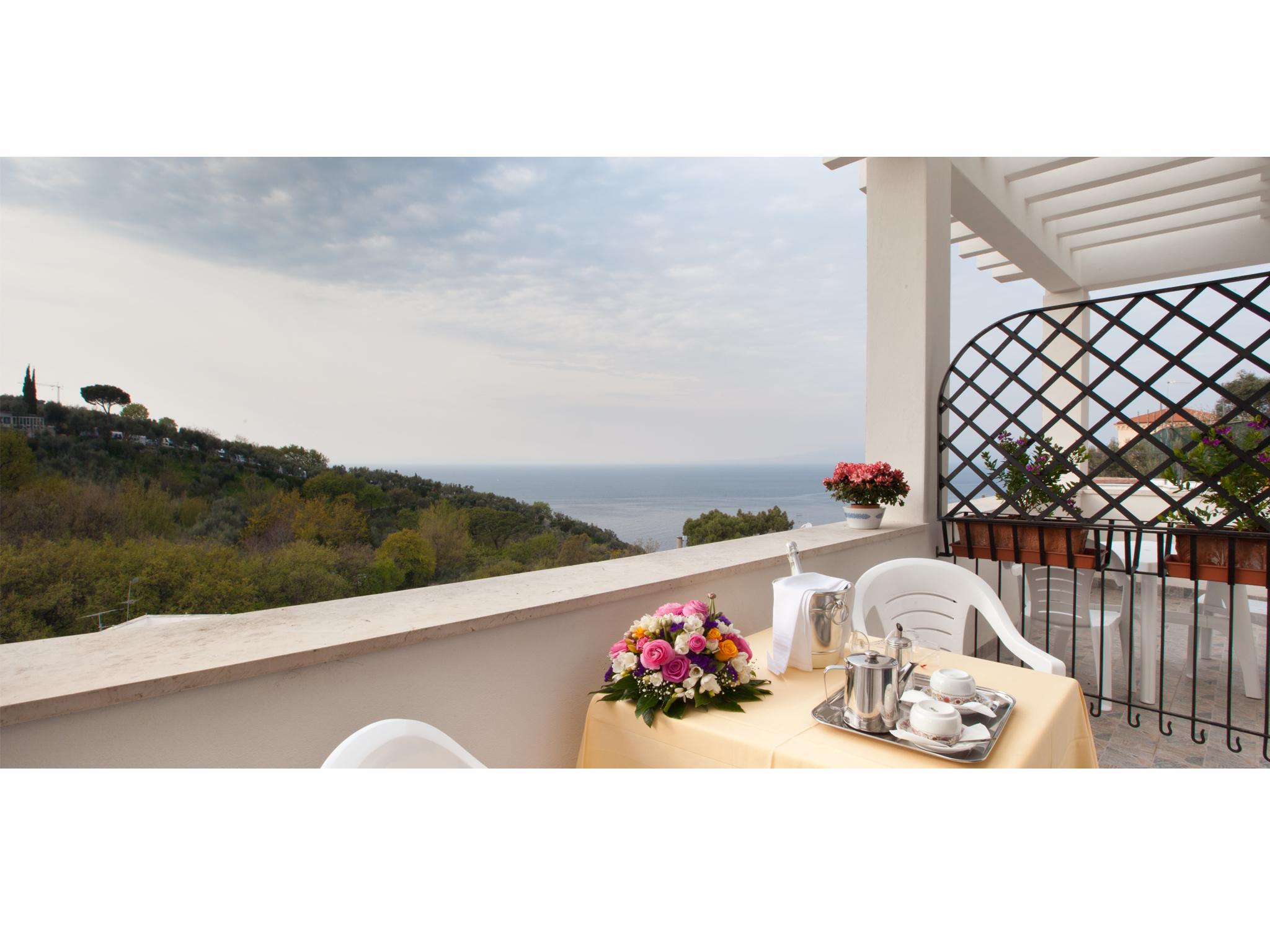 Britannia 3* Sorrento