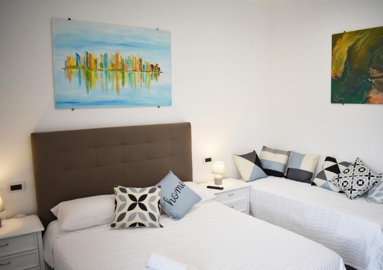 Bed & Breakfast Lume Art *