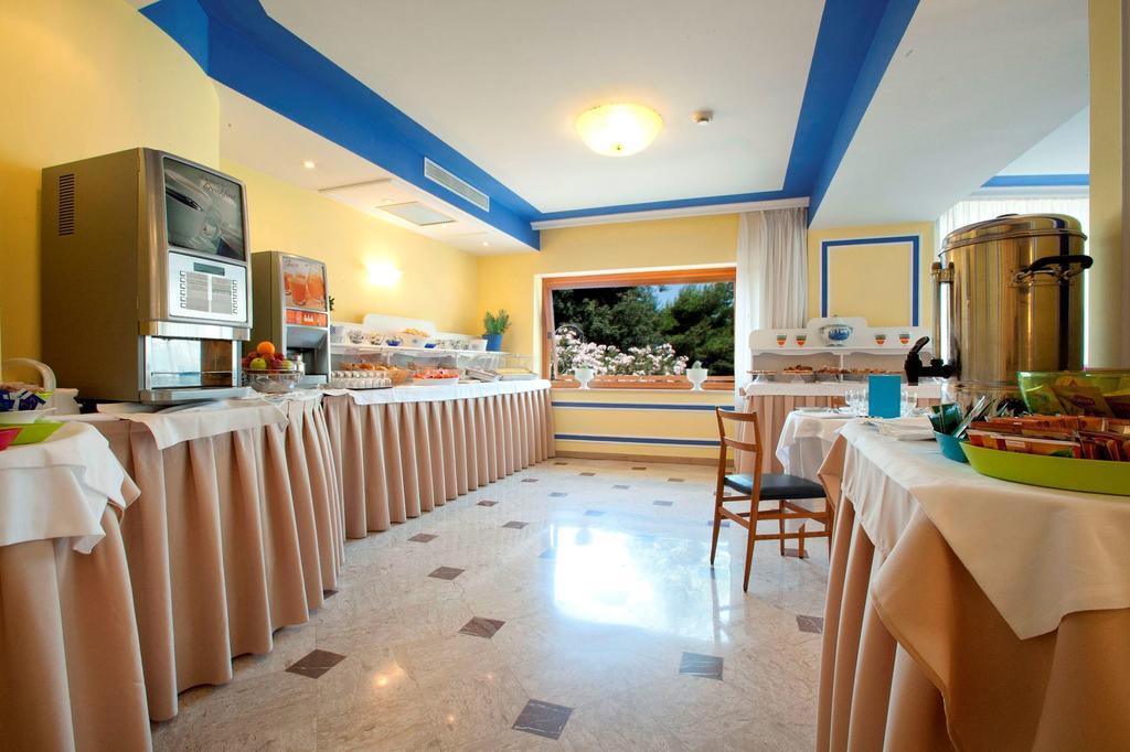 Tirrenia Hotel