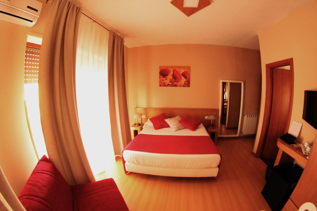 The Night Guest house 2*