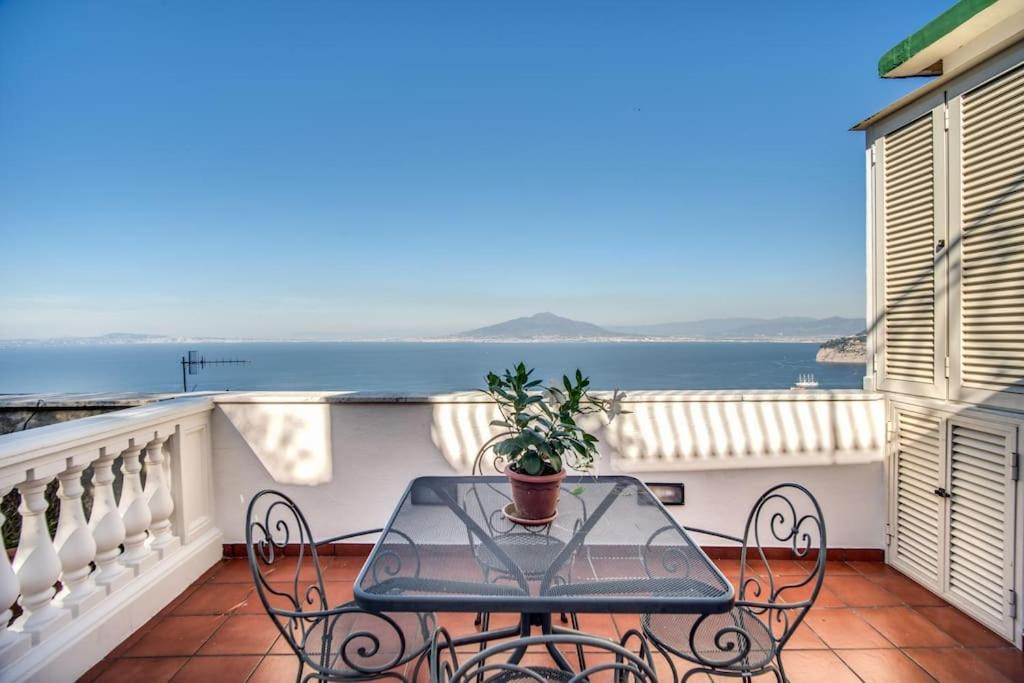 House Aura Sea View * Sorrento