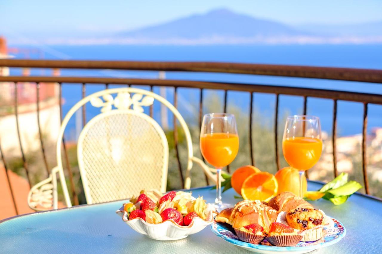 Caruso Private Heated Pool & Sea View Villa Sorrento