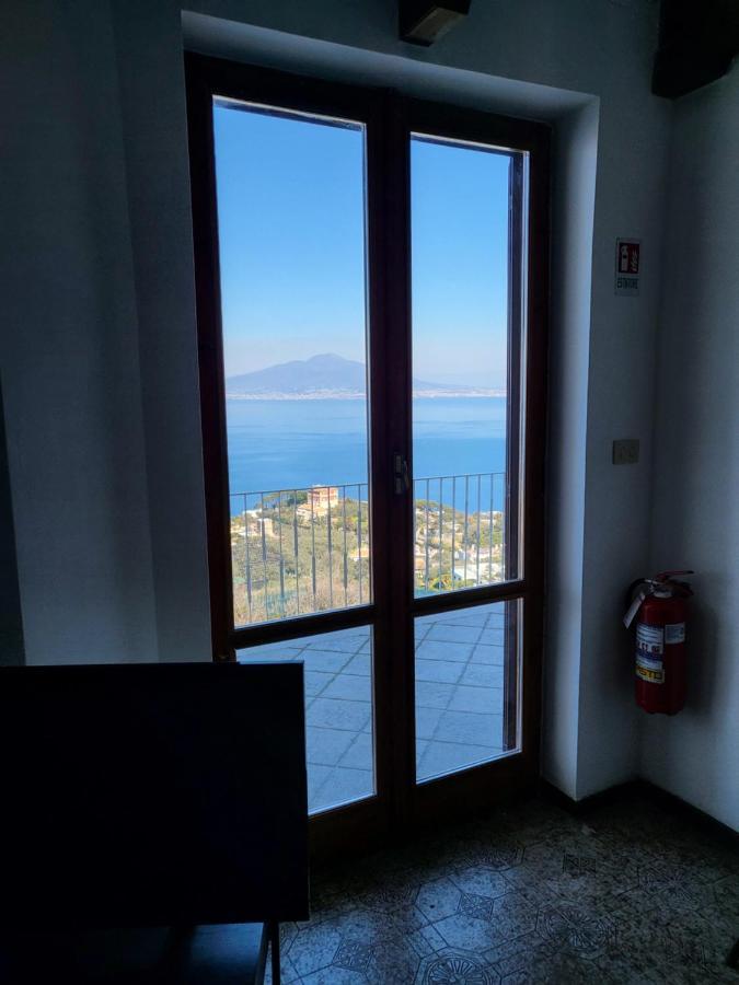 Bellavilla B