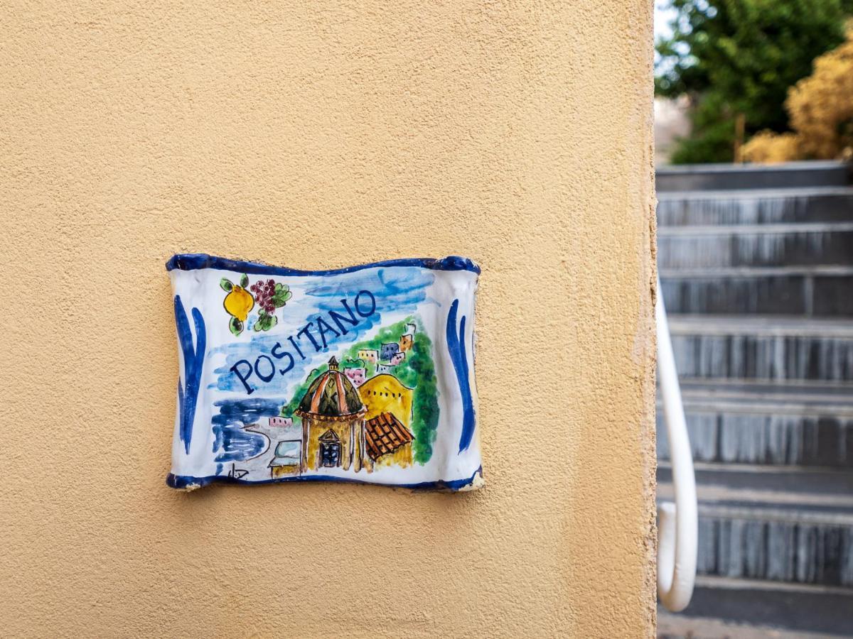 Faraglioni Di *