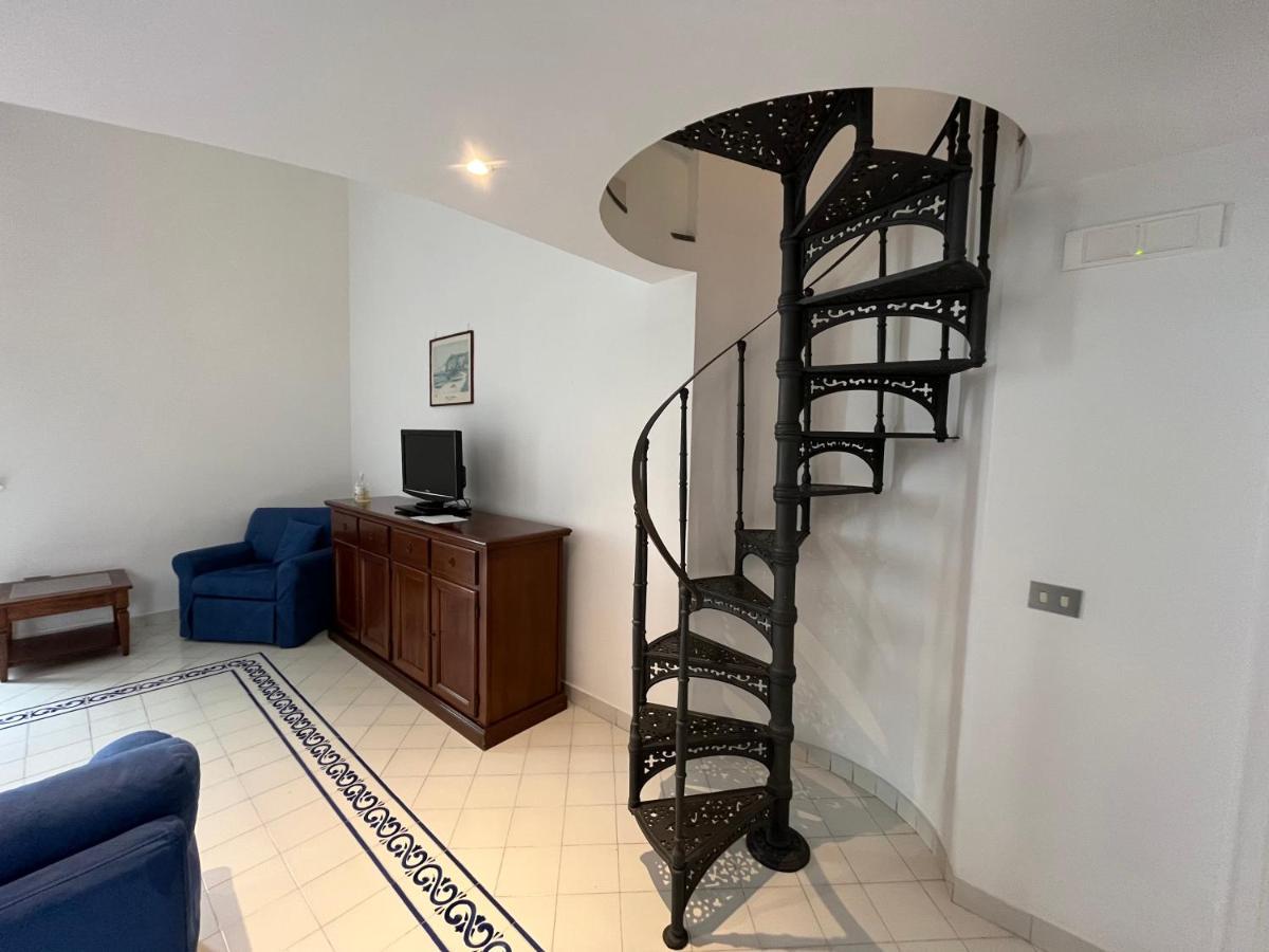 Antico Palazzo Scala Apartment