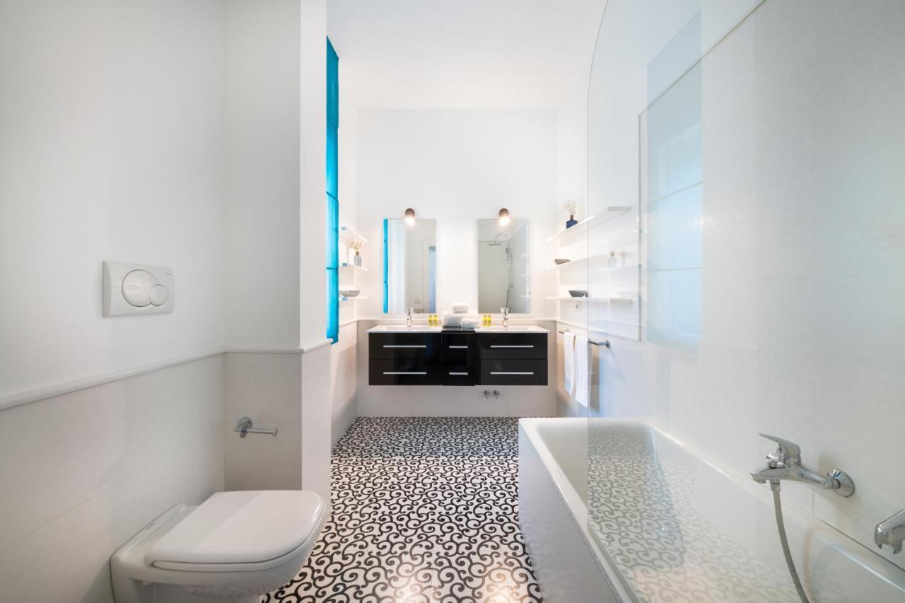 Nizza 50 Holiday home *