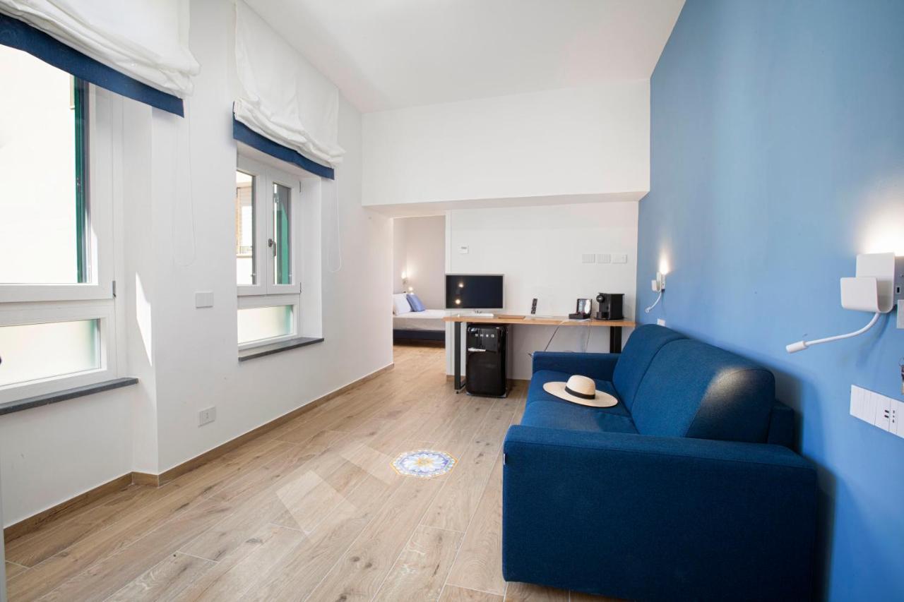 Yourhome - Lidia &