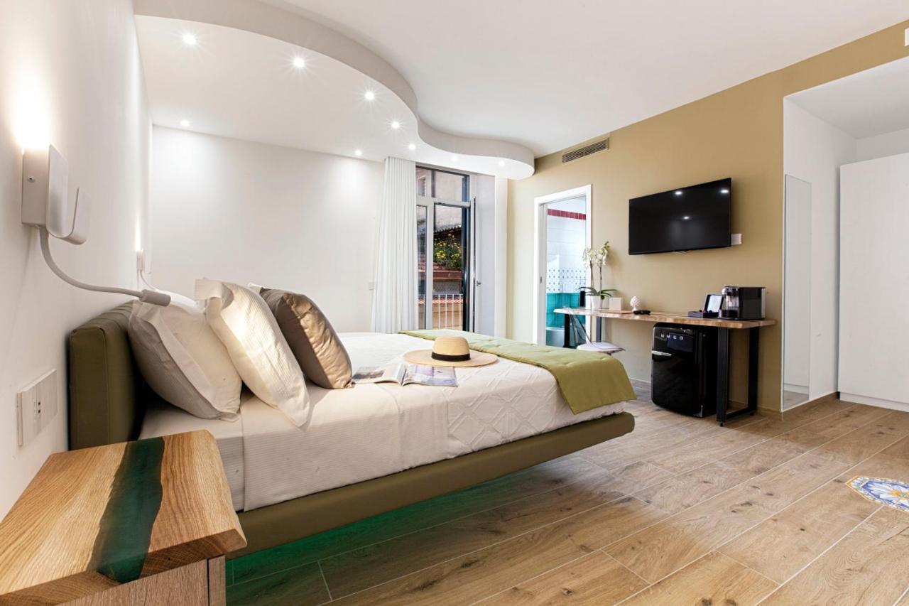 Yourhome - Lidia & Guest house *