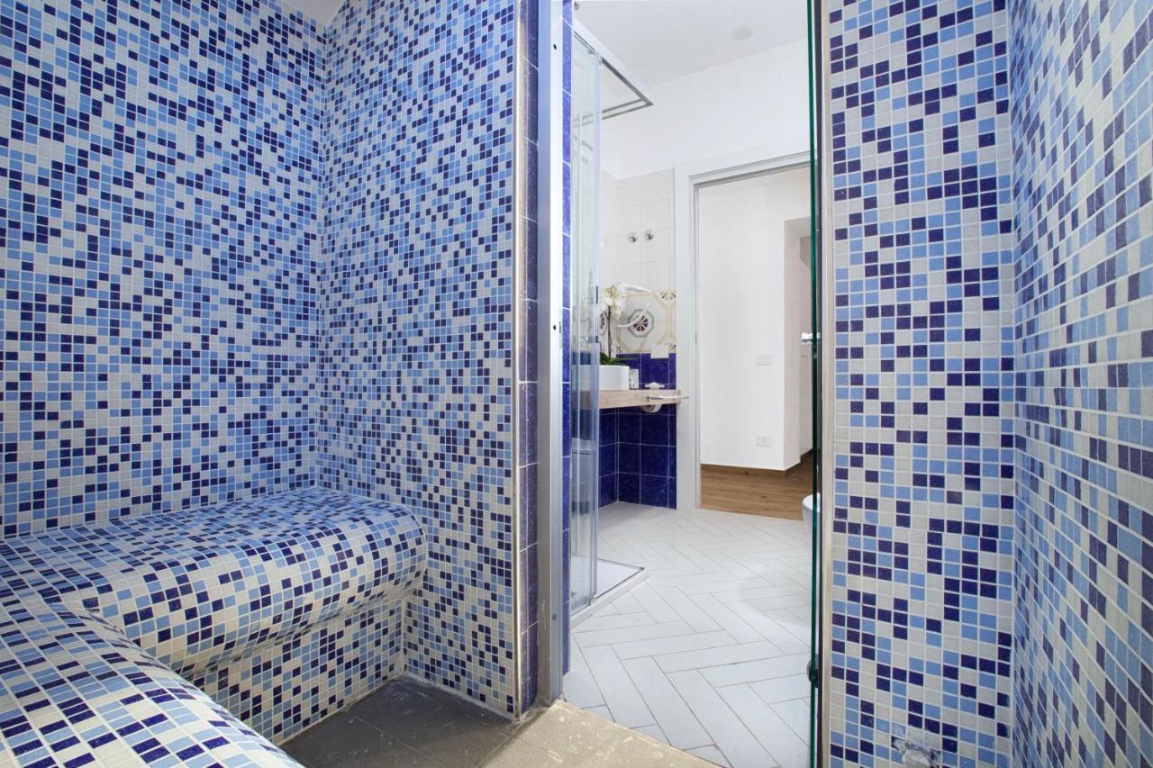 Yourhome - Lidia &
