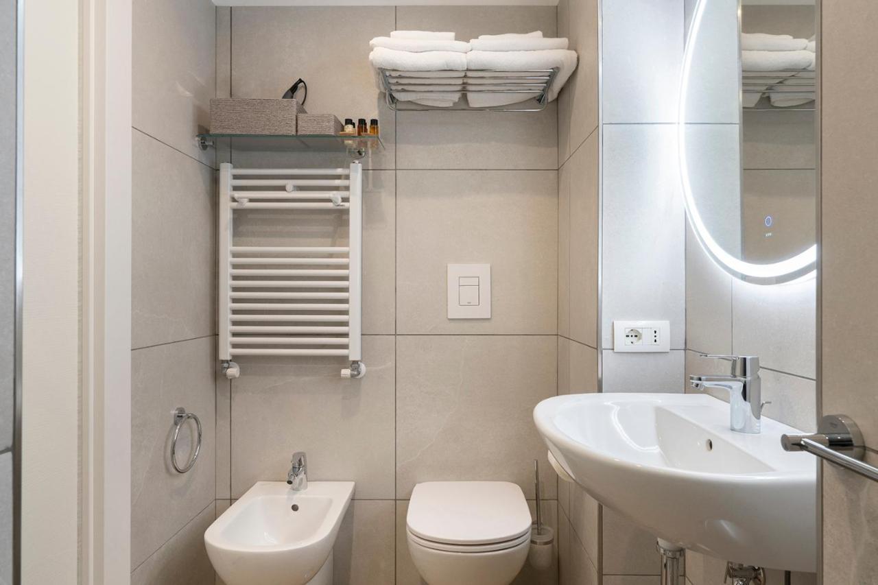 Bed & Breakfast San Cesareo 64 *