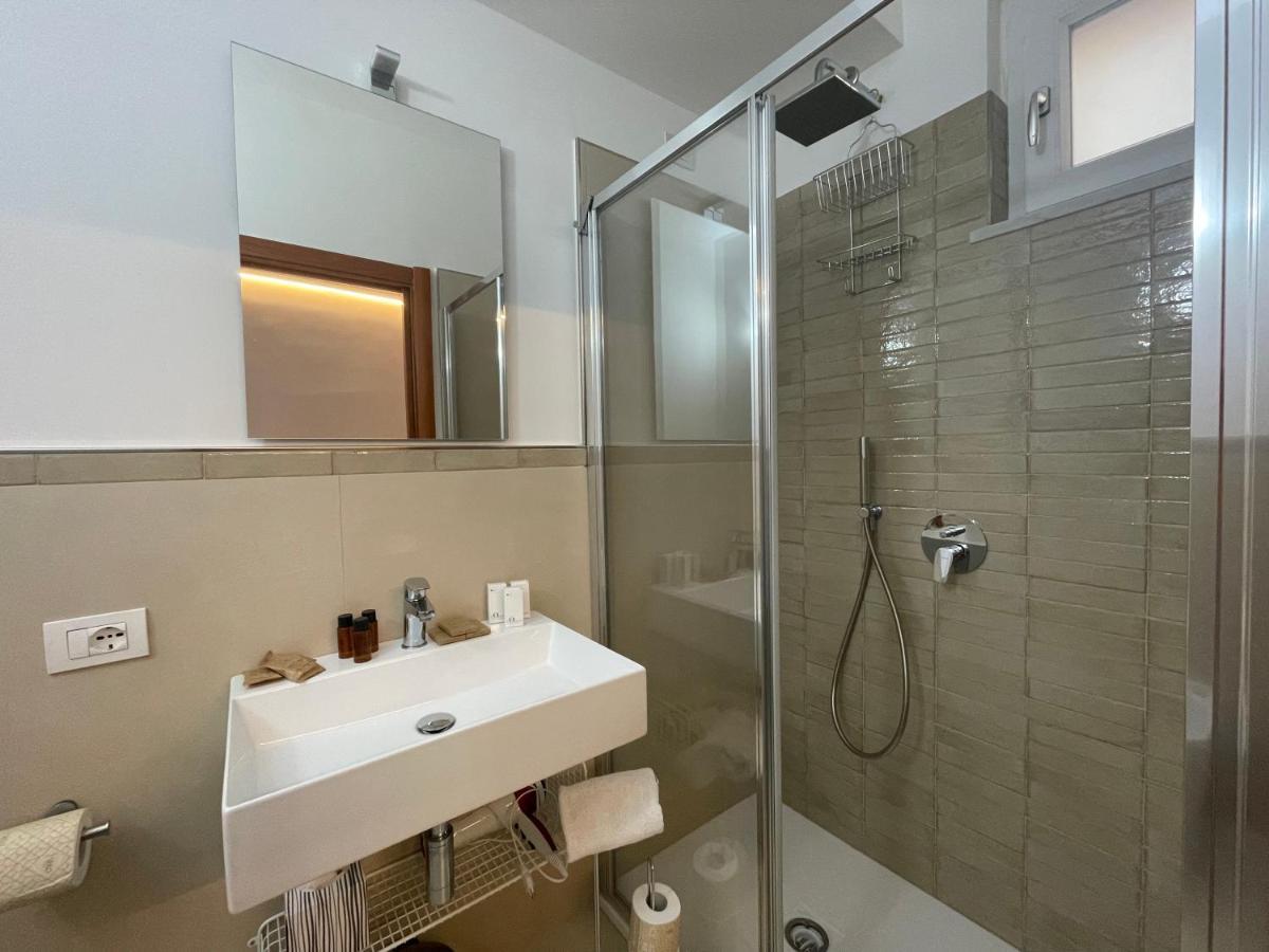 Giga Mare Guest house *