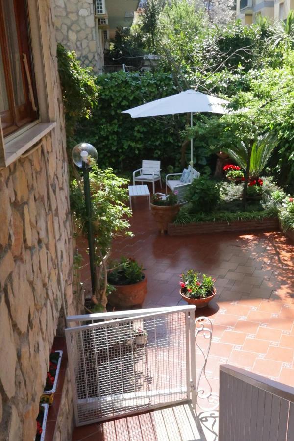 Apartamento Garden House Giulia Sorrento