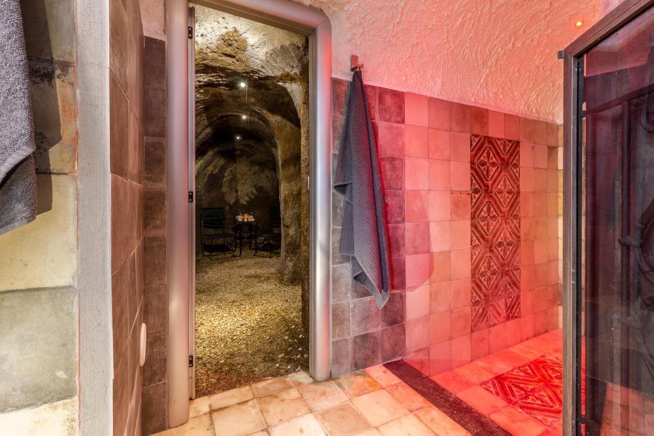 Margherita Con Hammam & Jacuzzi *