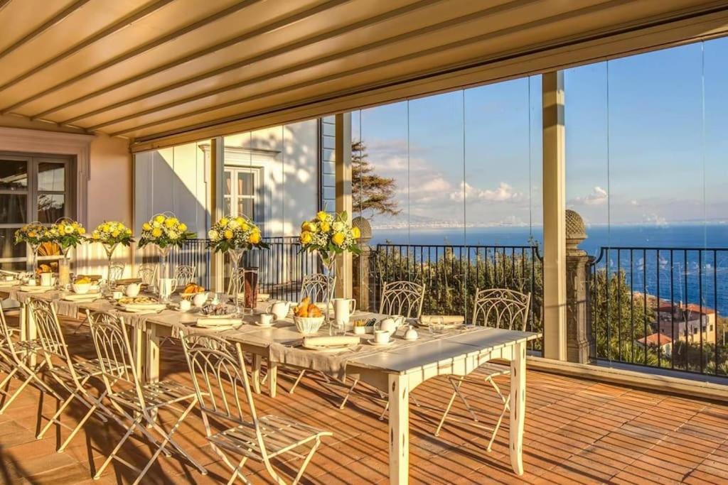 Paradise - 9 Bedrooms Sorrento
