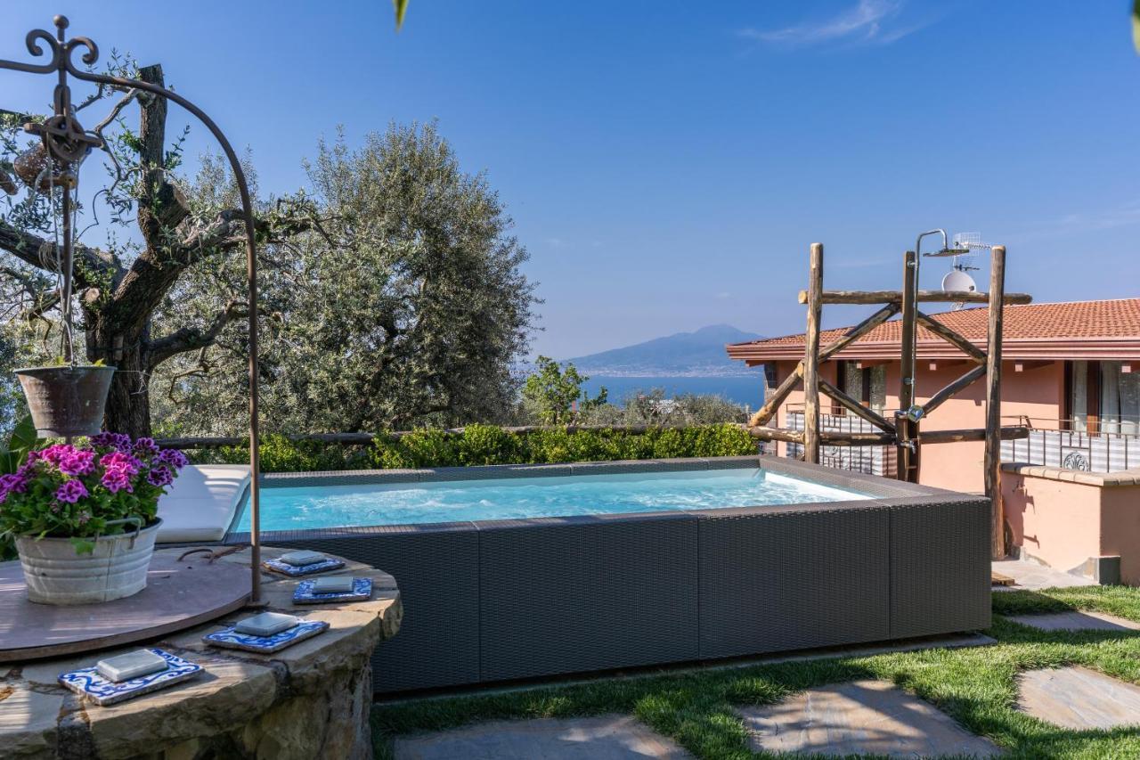 Villa Caruso Private Heated Pool & Sea View