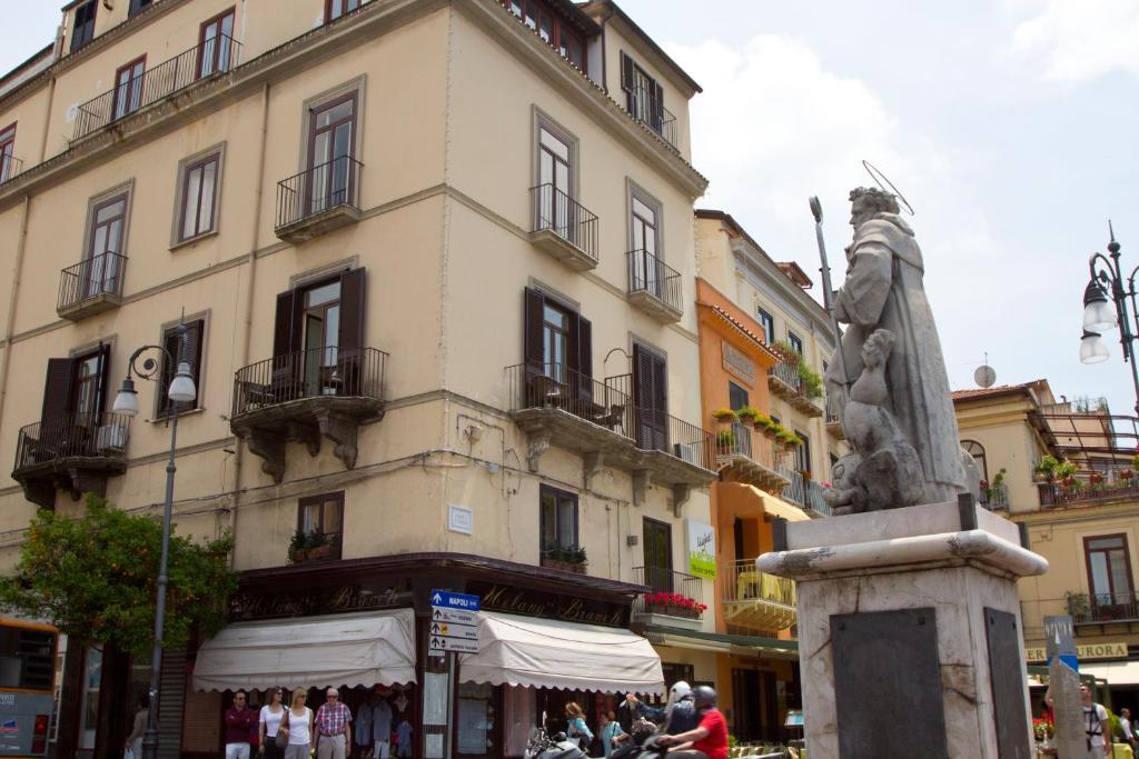 Piazza Tasso Relais Bed & Breakfast 2*
