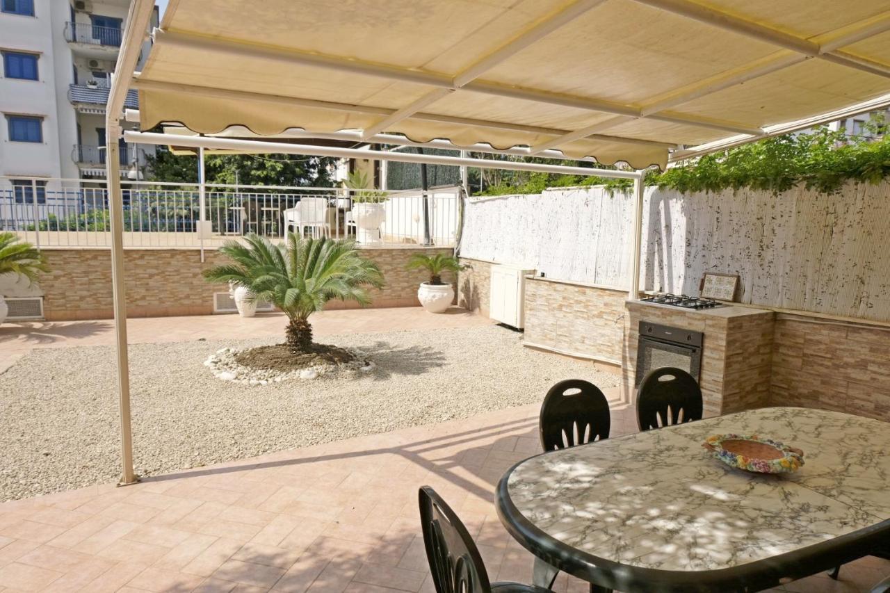 Apartment Domus Luna *