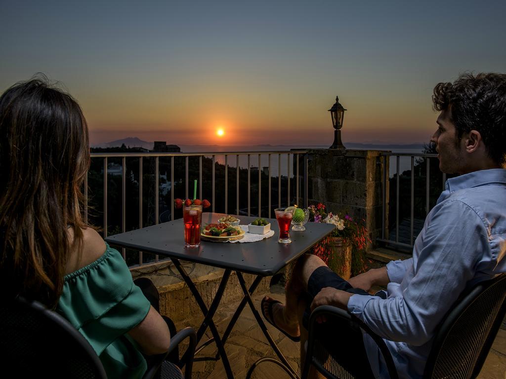 Villa Carolina Sorrento Private Heated Mini Pool And Sea View Villa *