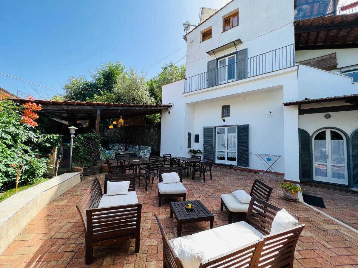 Gaia Villa *