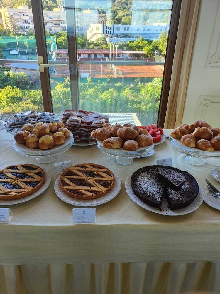 Grand Flora Hotel Sorrento