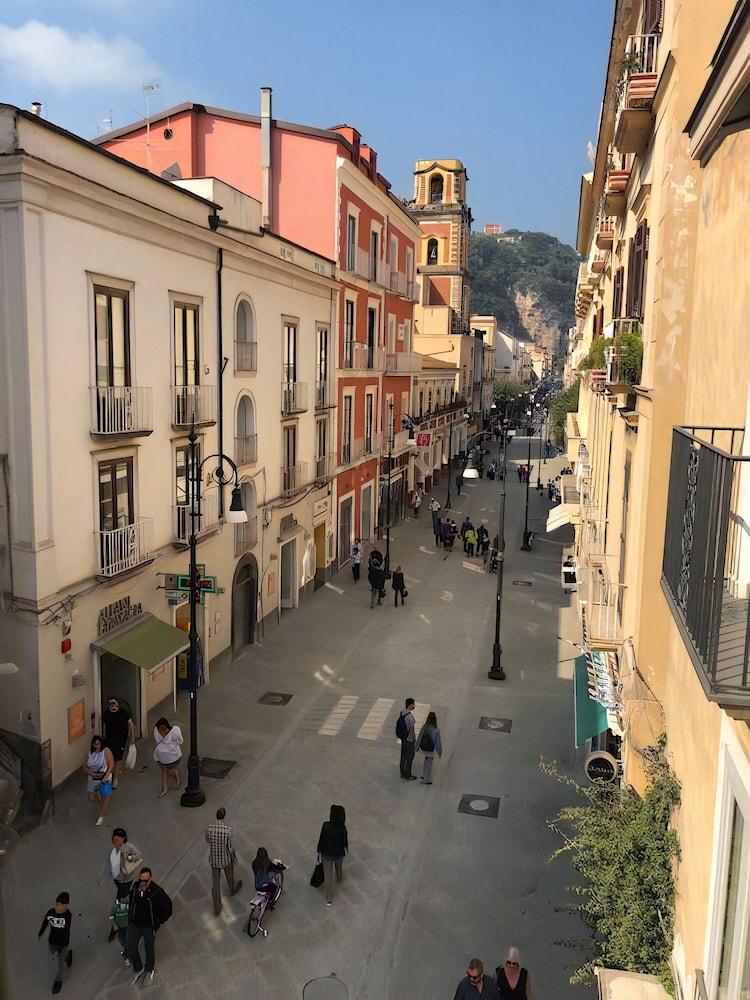 Bed & Breakfast Palazzo Tritone & Abagnale Sorrento