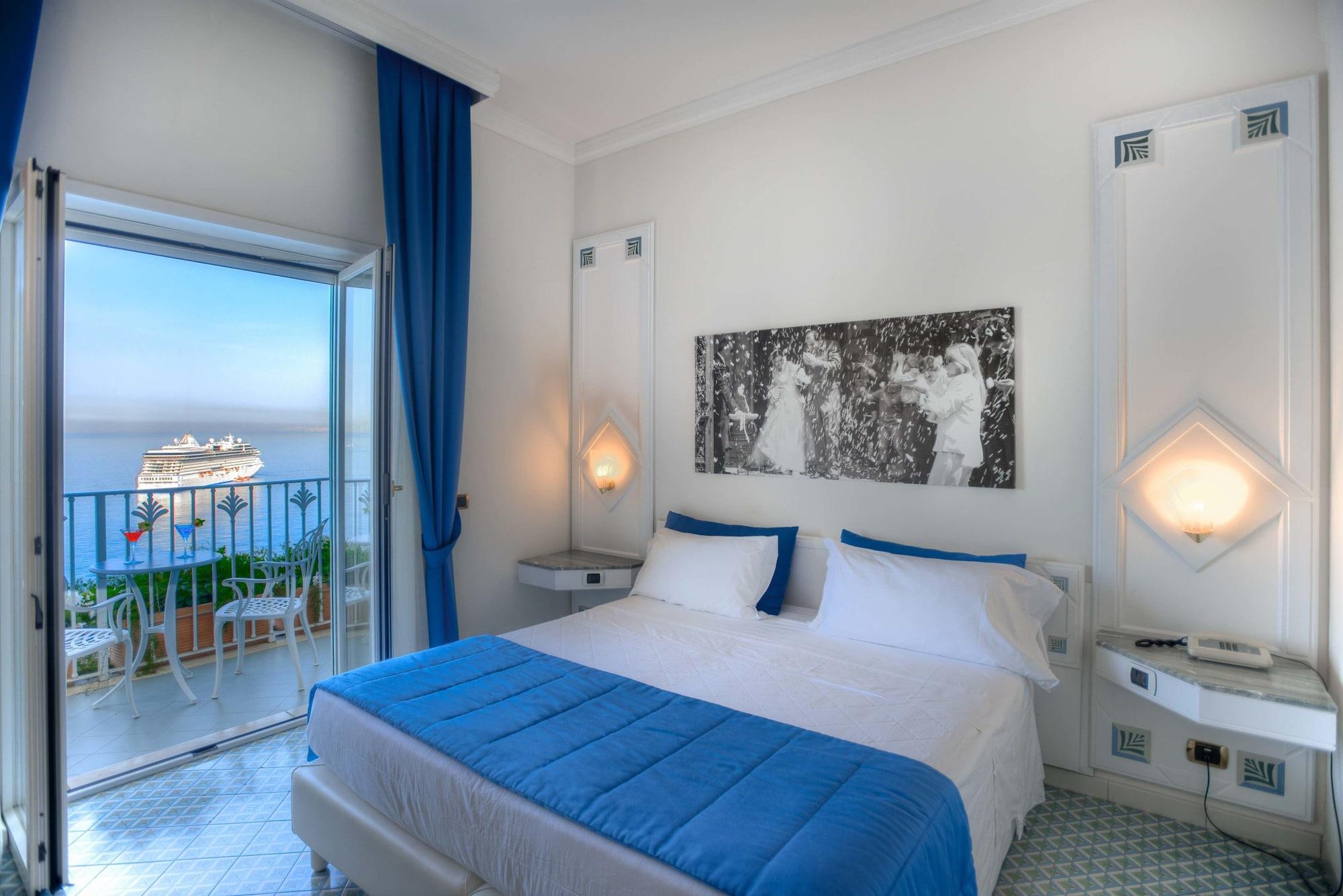 Grand Riviera Hotel