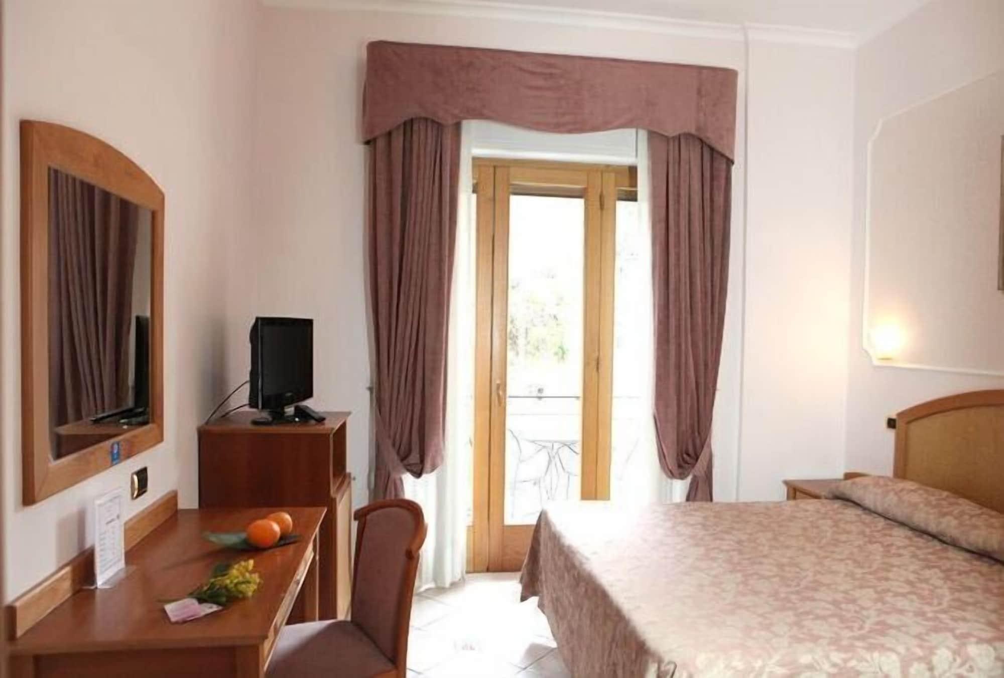 Hotel Savoia Sorrento