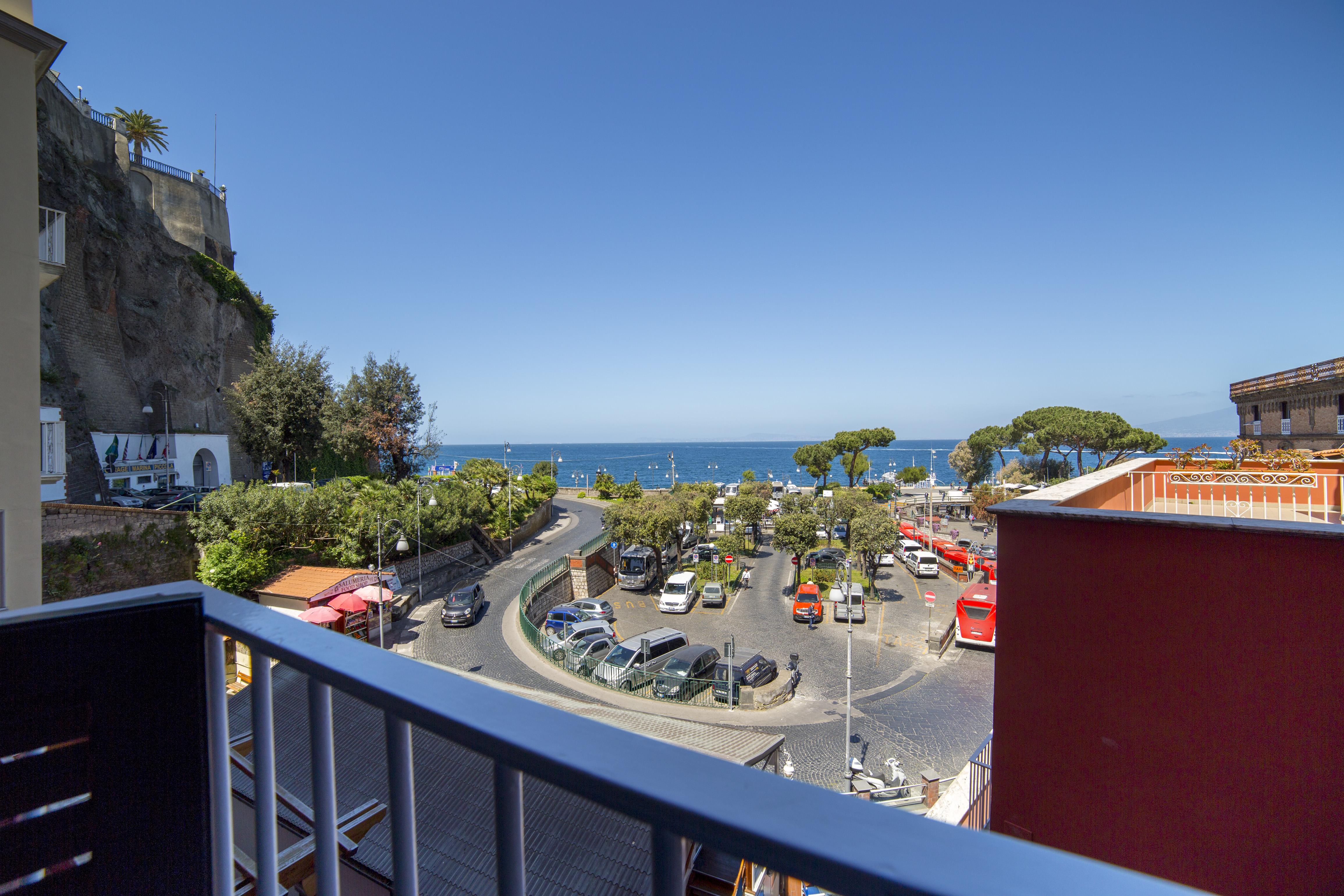 Il Faro 3*