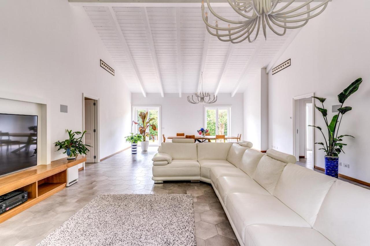 Villa Romantic Garden