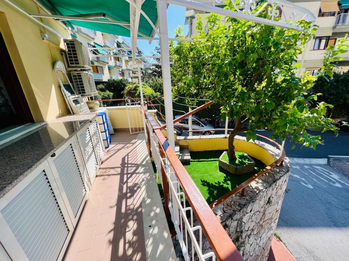 Treehouse Apartment Sorrento