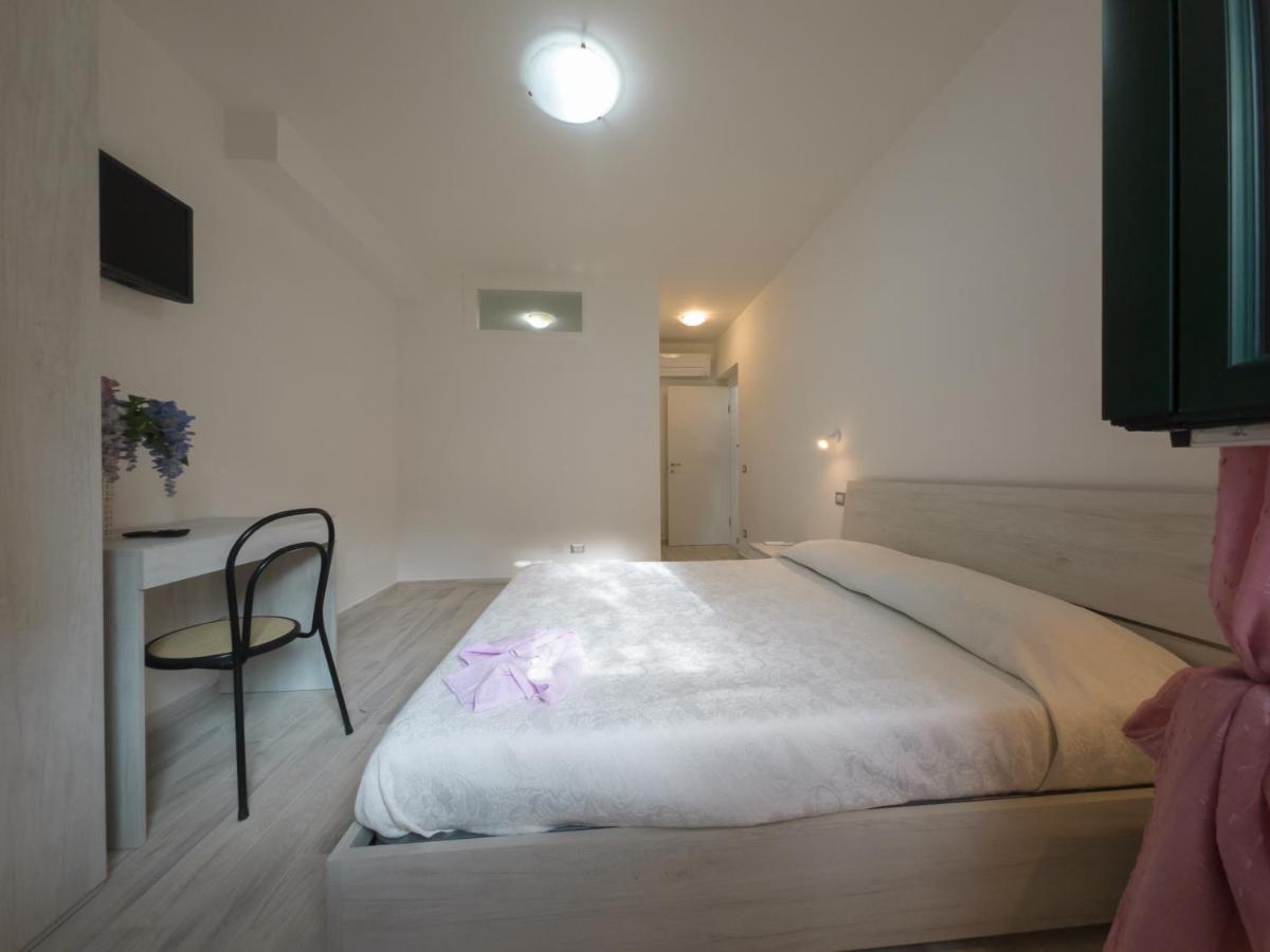 Acomodação com café da manhã  Realty Holidays - The Smile Of The Sun Sorrento