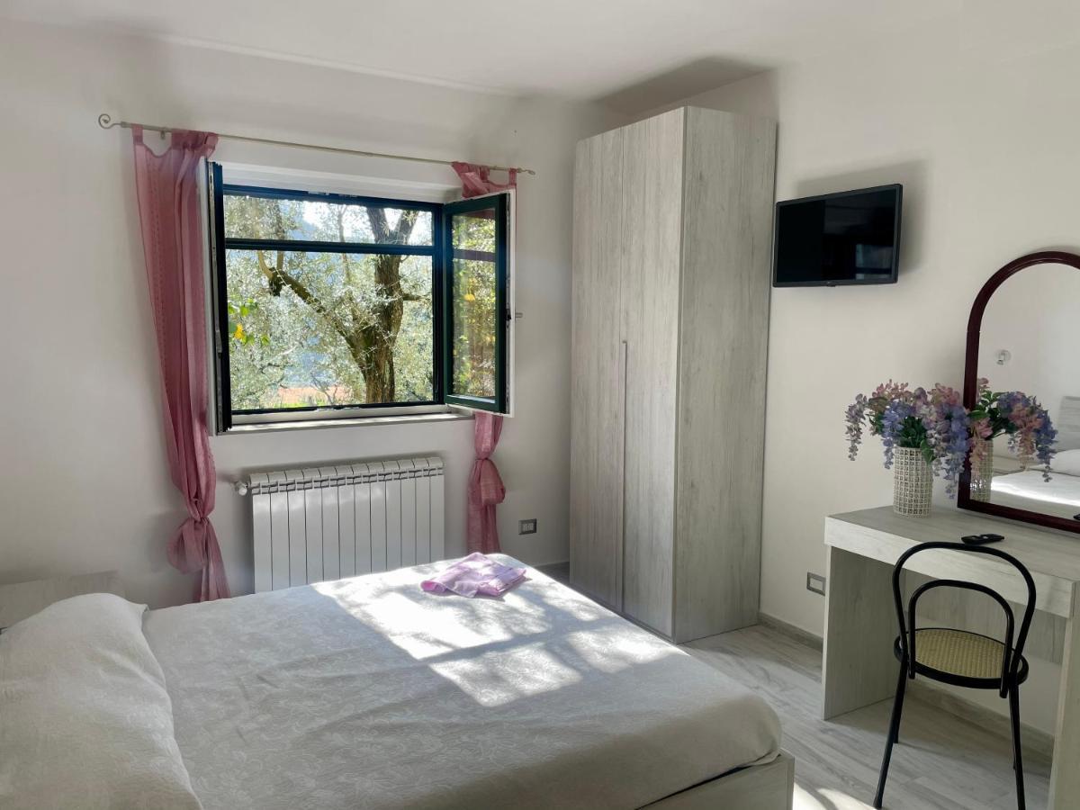 Bed & Breakfast Realty Holidays - The Smile Of The Sun