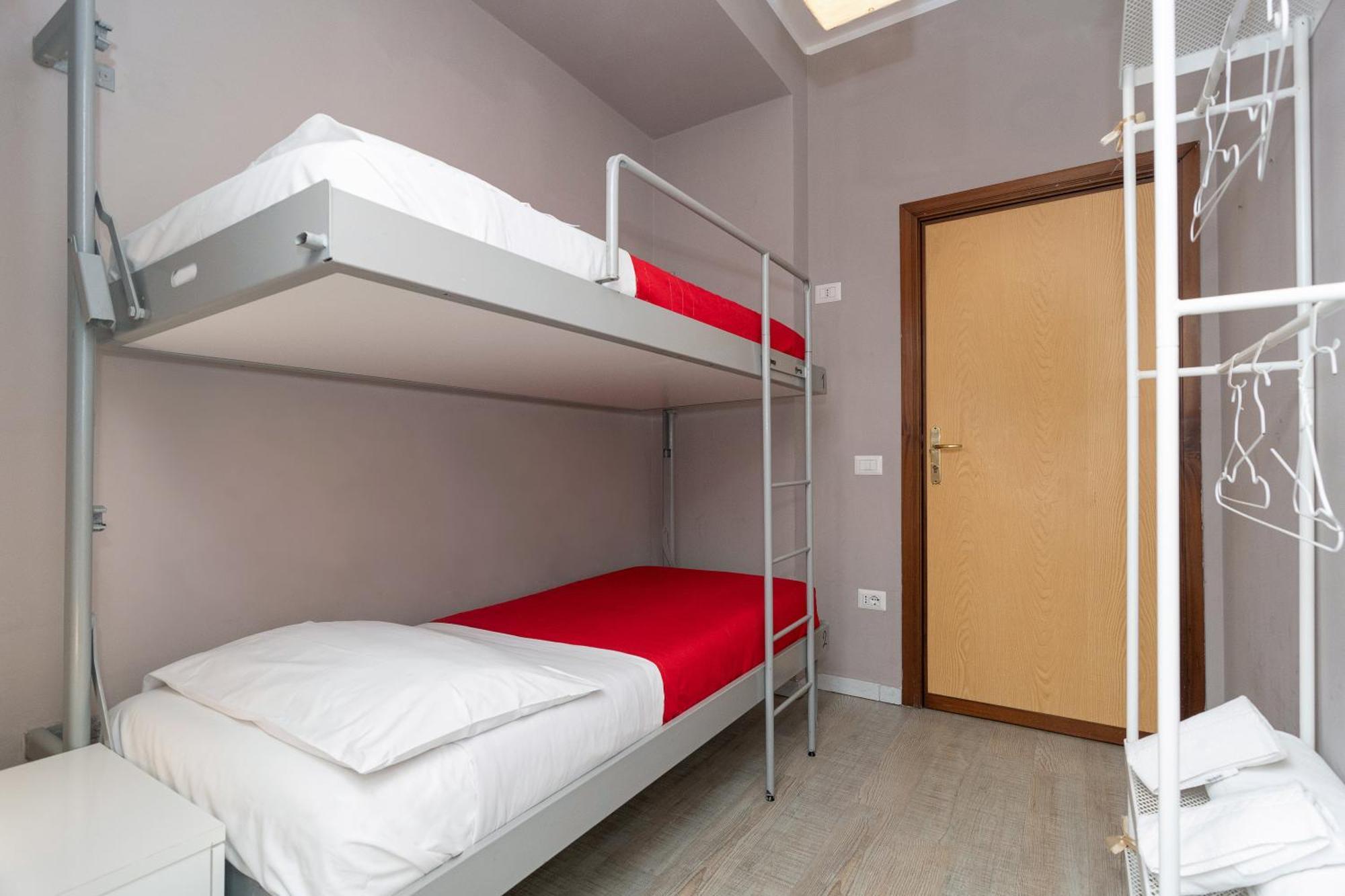 Le Sirene Hostel