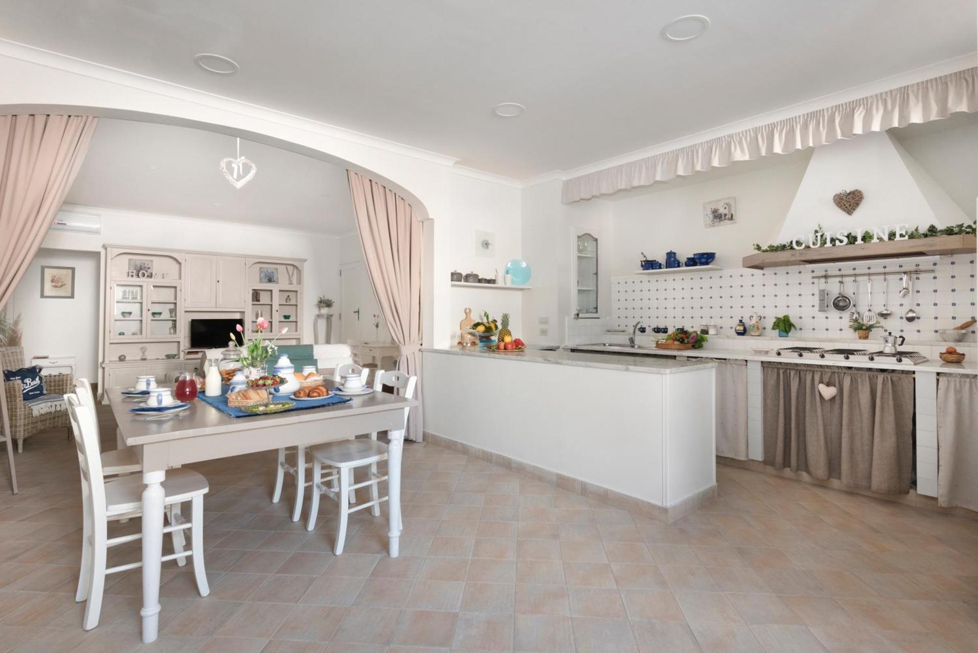 Marziale Apt - De Vivo Realty Sorrento Apartment Sorrento