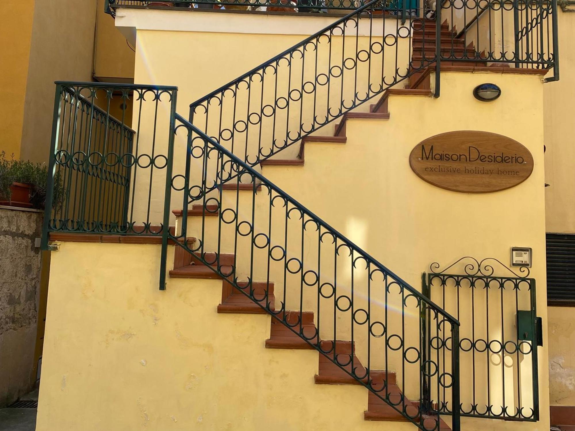 Maison Desiderio Apartment *