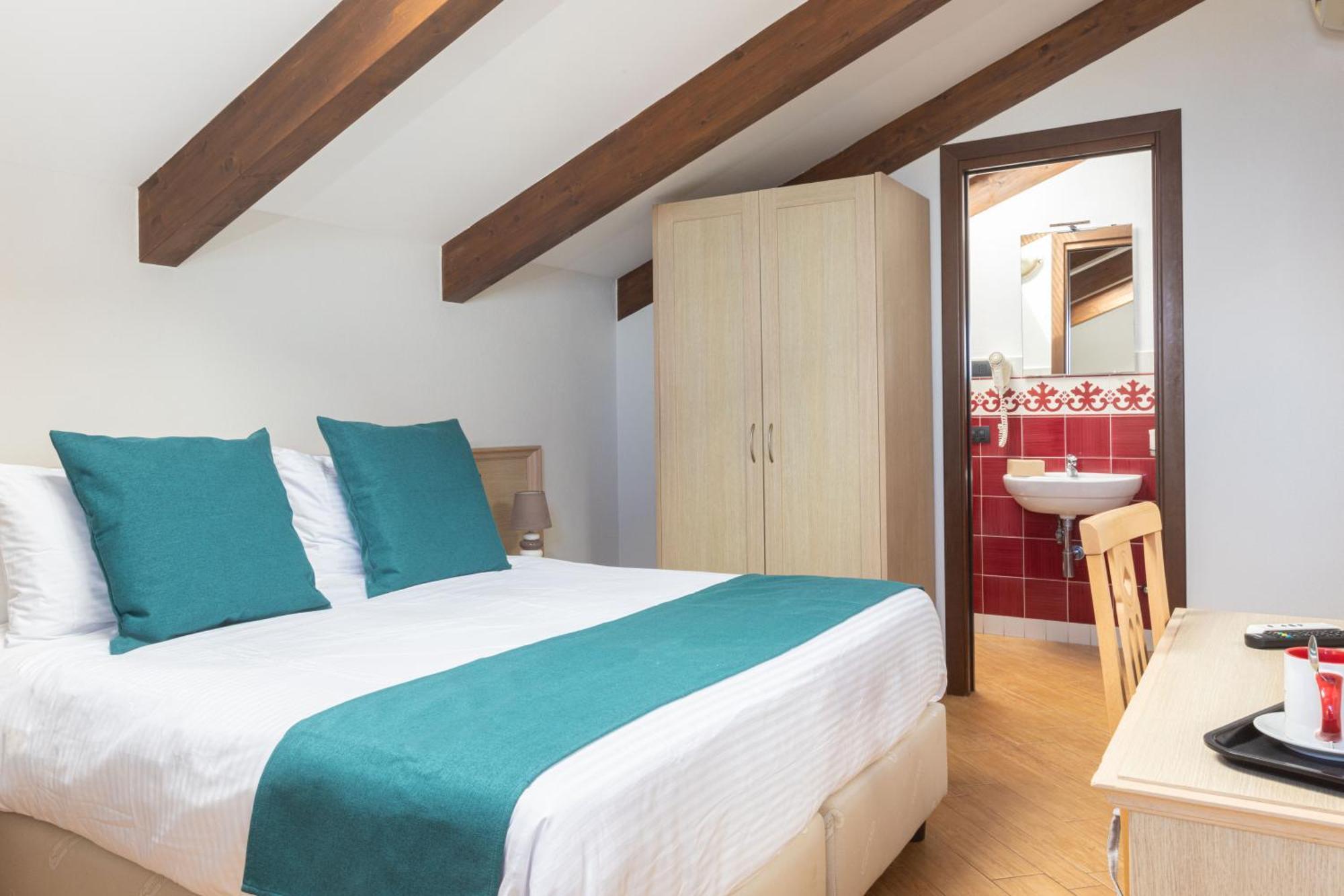 Casale Antonietta 3*