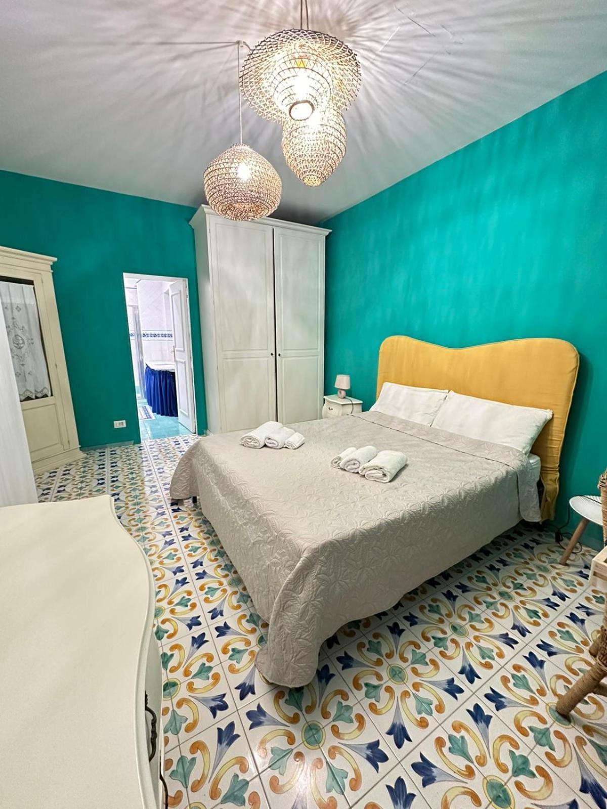 Vie En Rose Villa