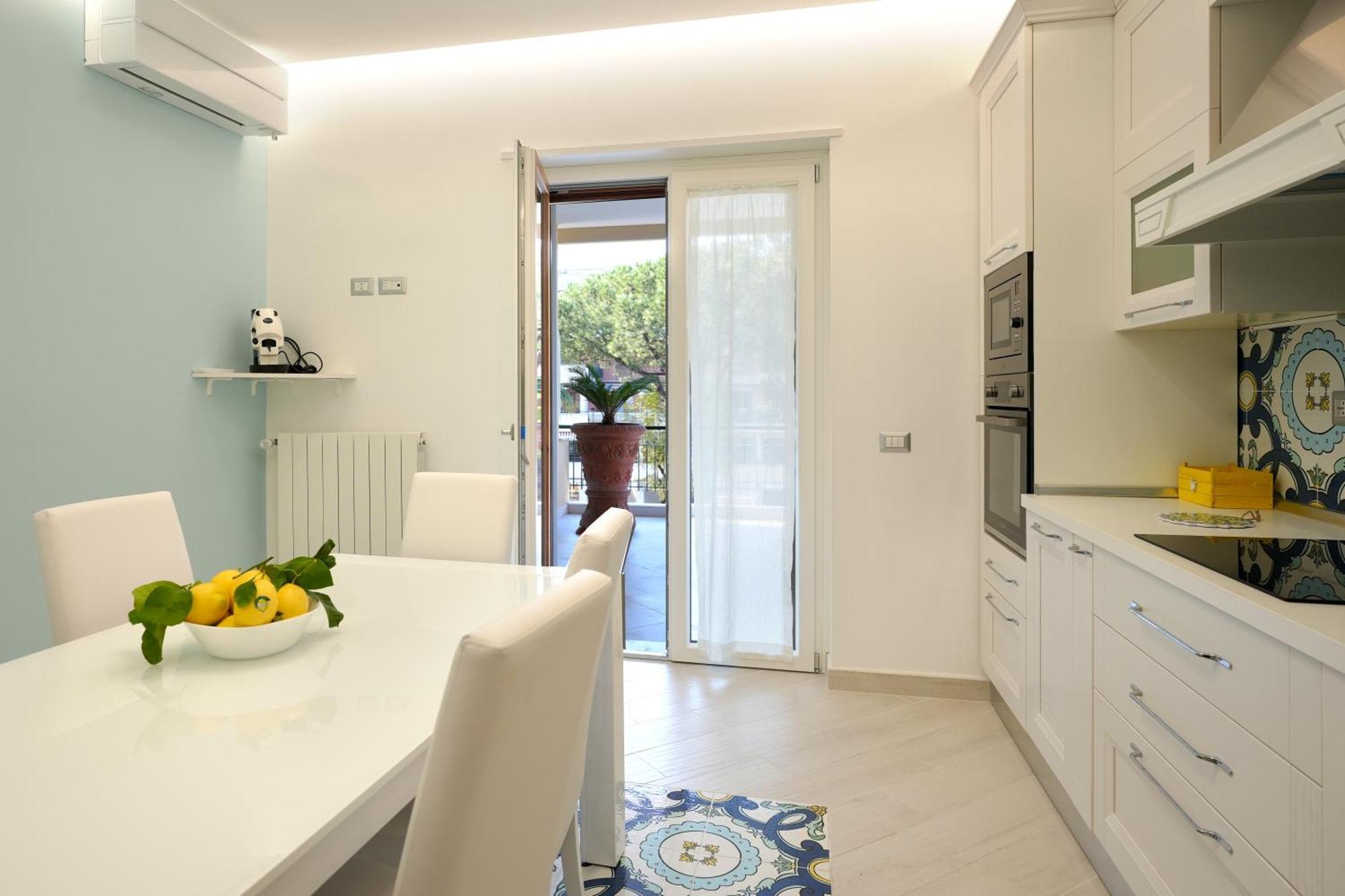 Manilu Maison *
