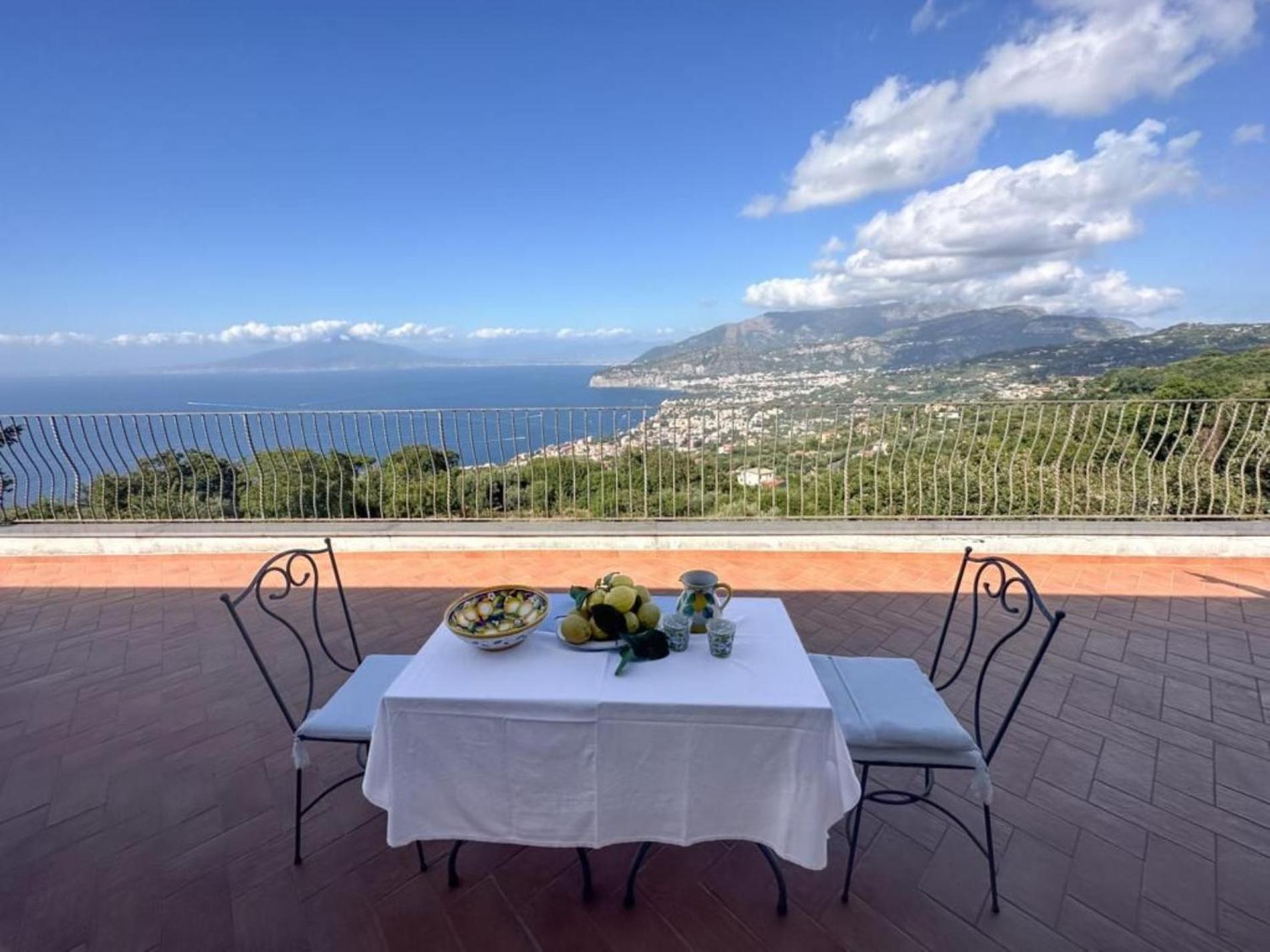 - Savoia Villa Sorrento