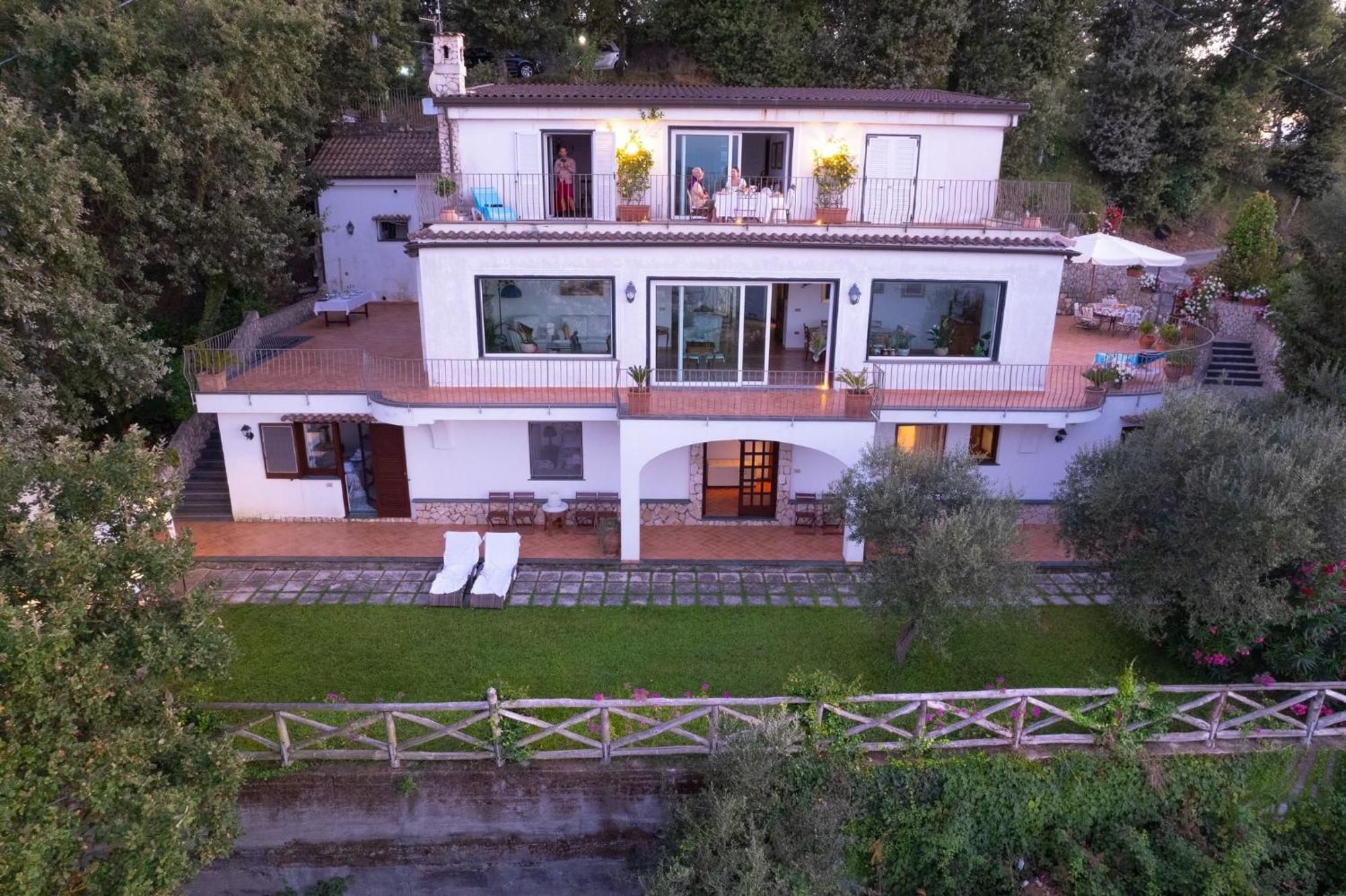 - Savoia Villa